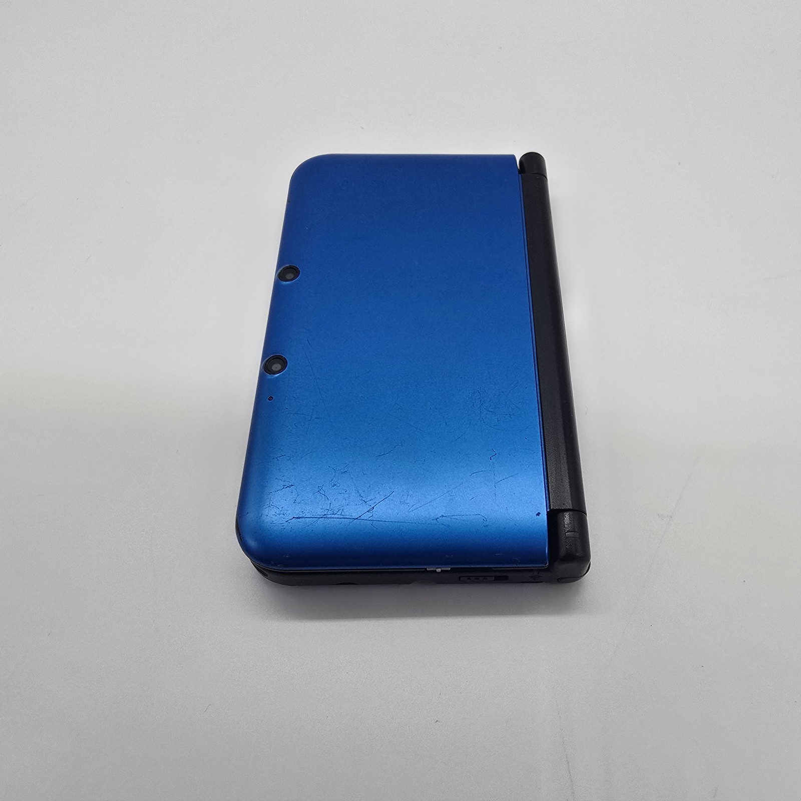 Nintendo 3DS XL Blue Handheld Console w/ Charger Stylus Tested Working