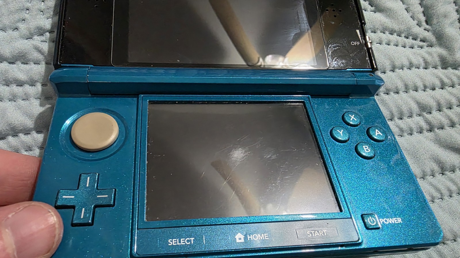 Nintendo 3DS Handheld System – Aqua Blue