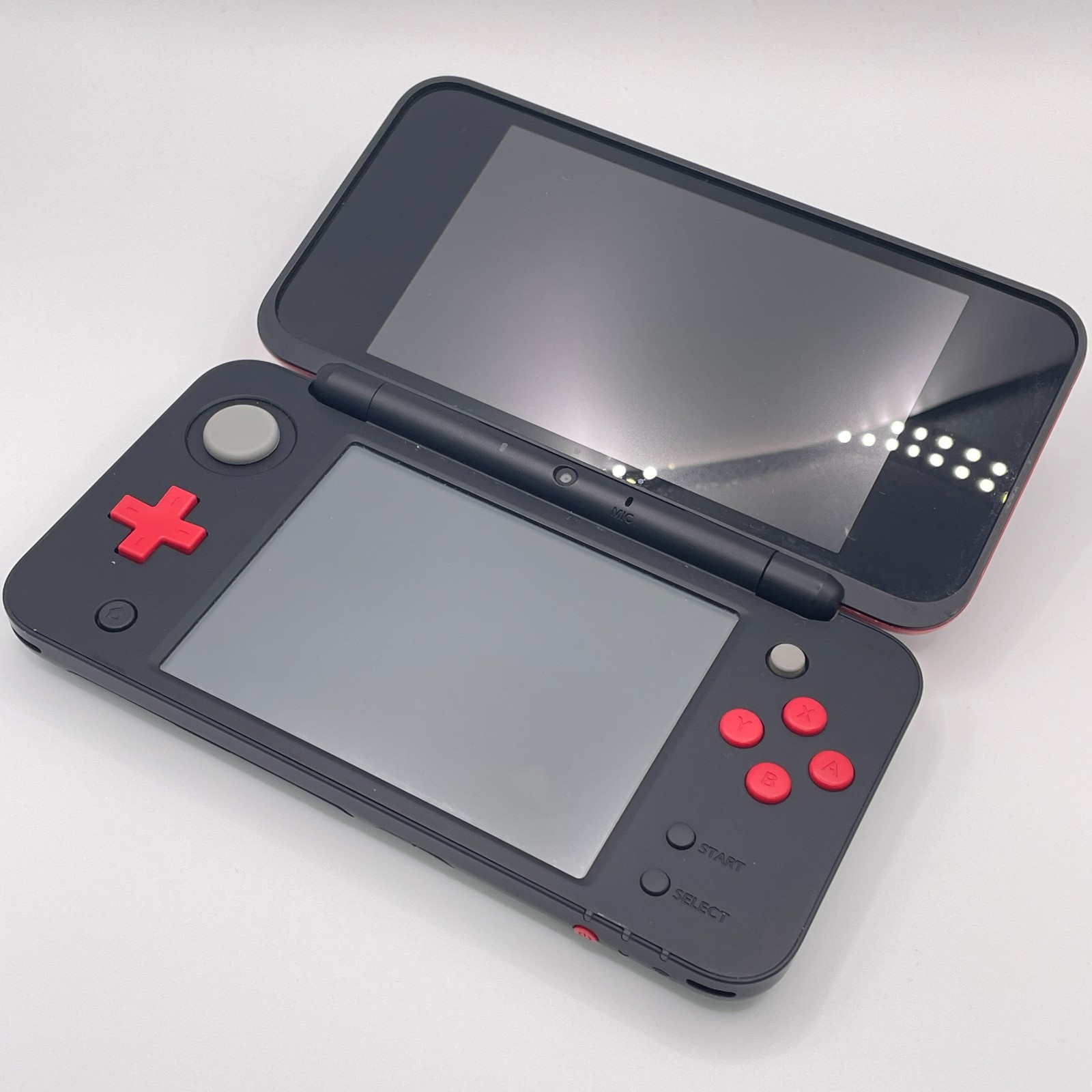 New Nintendo 2DS XL LL Mario Kart 7 Red Black Console NTSC-J (Japan) Working