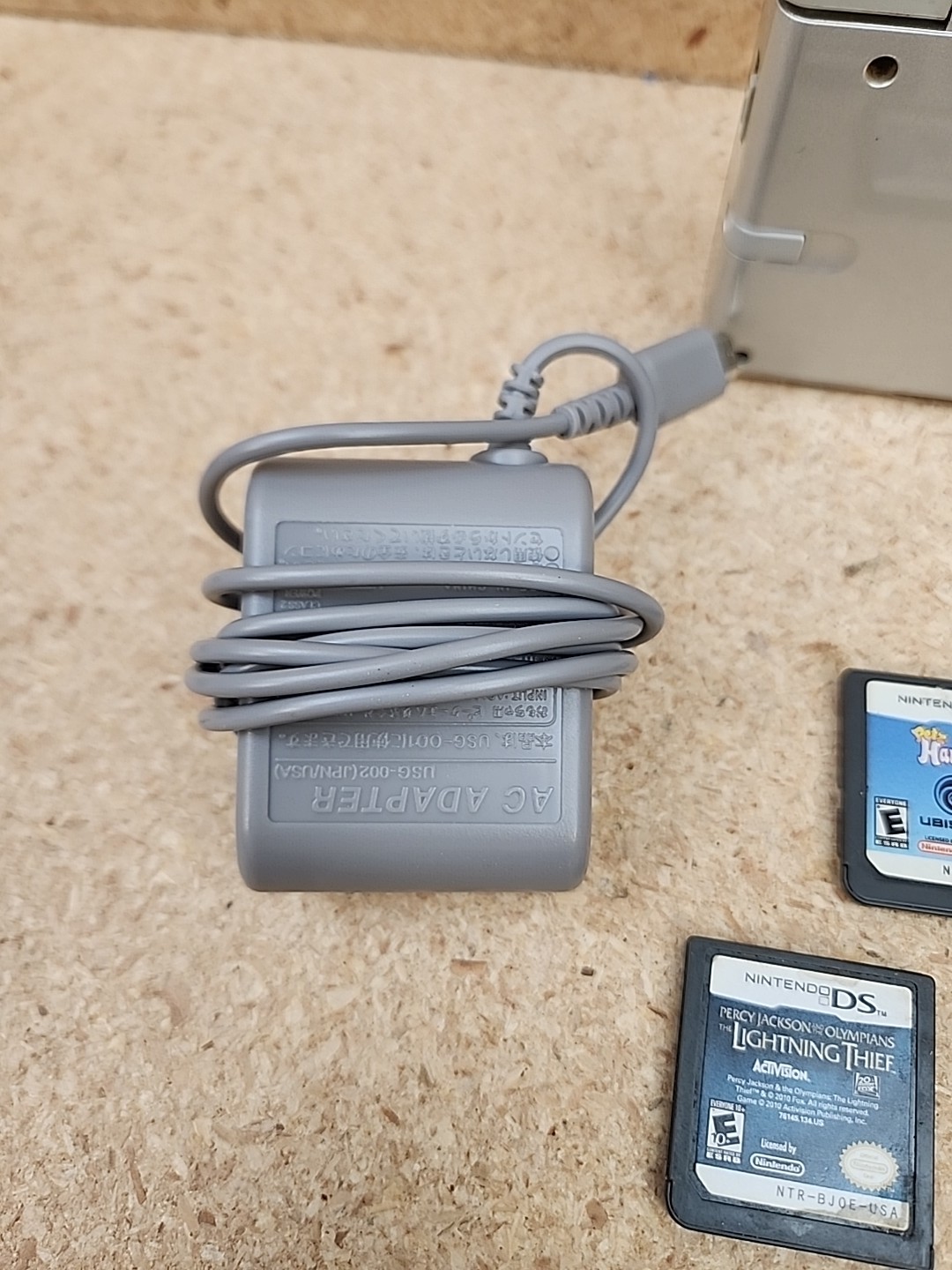 Nintendo DS Lite USG-001 Handheld Console Metallic Silver W/3 Games Tested