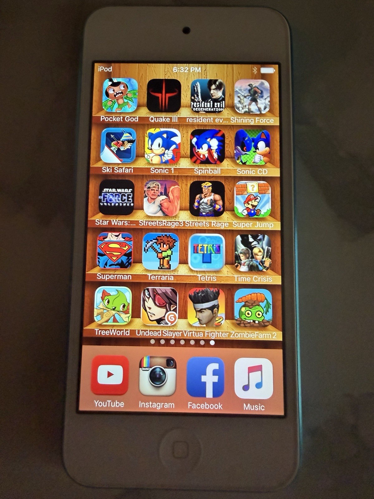 120 Games Ipod Touch 5th 32gb Halo Minecraft Cod Bully GTA Rare Retro