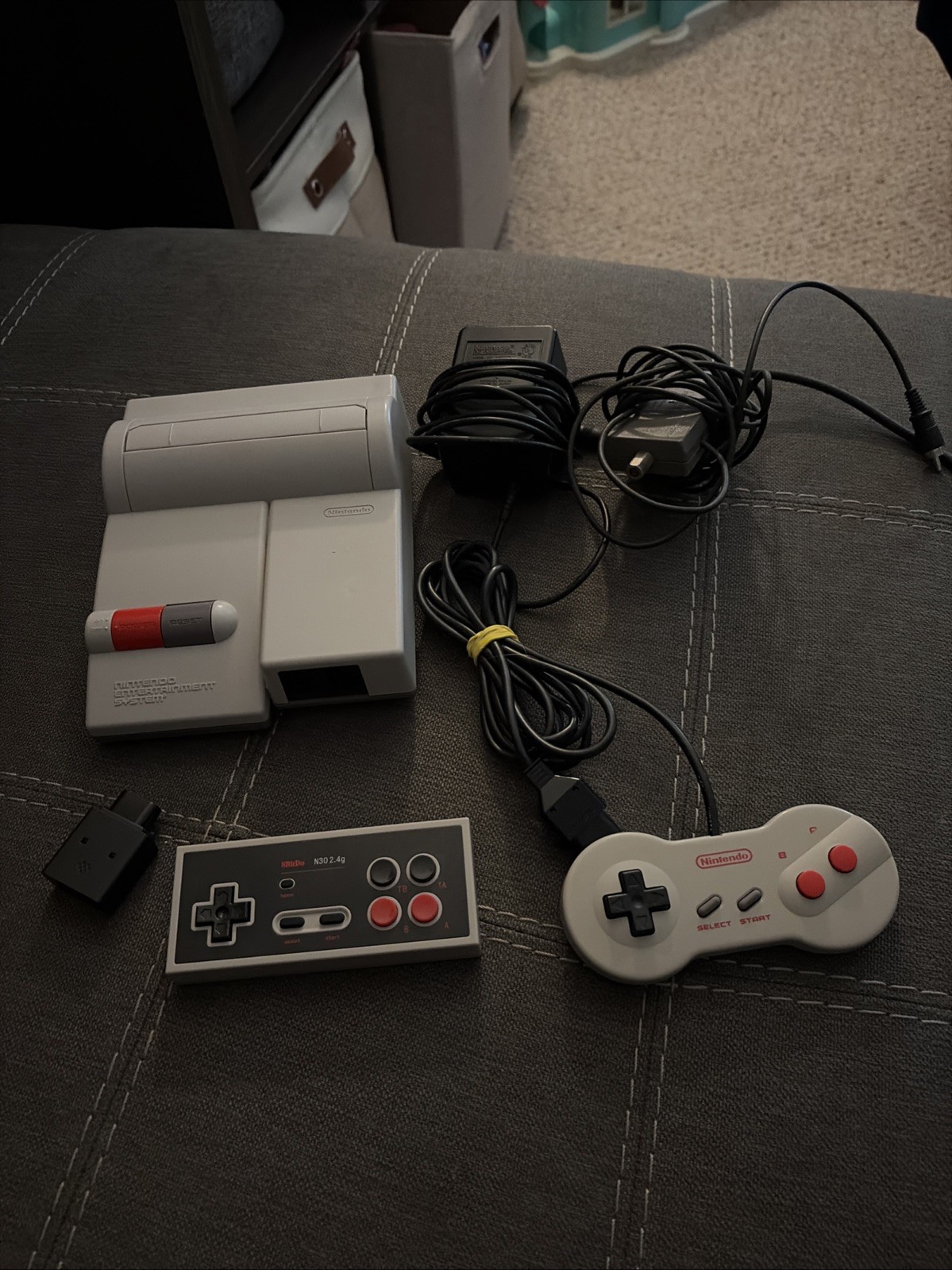 Nintendo NES Top Loader Console System NES-101, OG Dog Bone Controller & Cords!