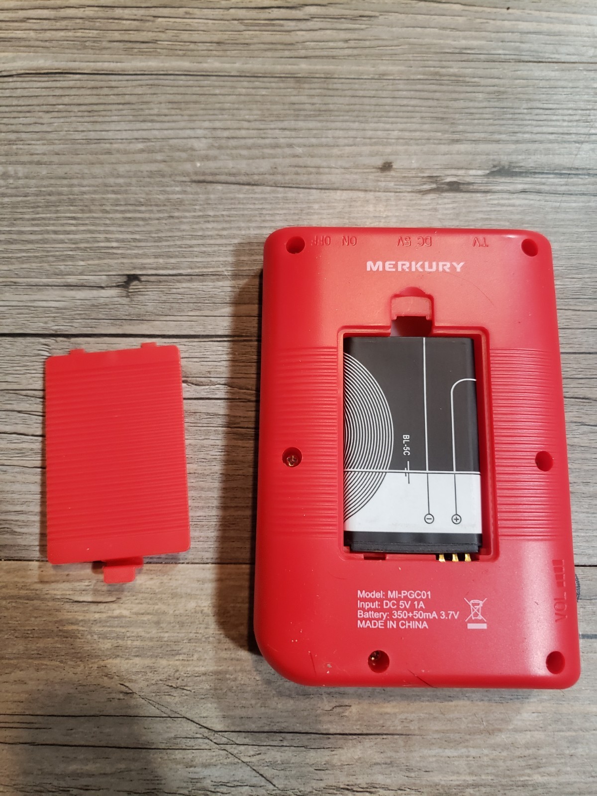 Merkury Arcade Fun Portable Game Console 200 Games Red Handheld Tested