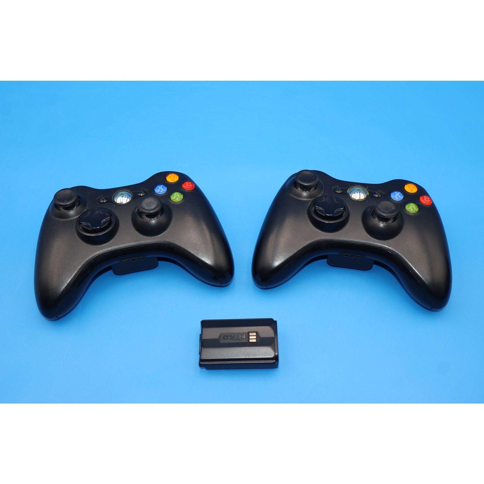 Microsoft Xbox 360 S Slim 250GB Console Model 1439 Bundle w/ 2 Controllers HDMI