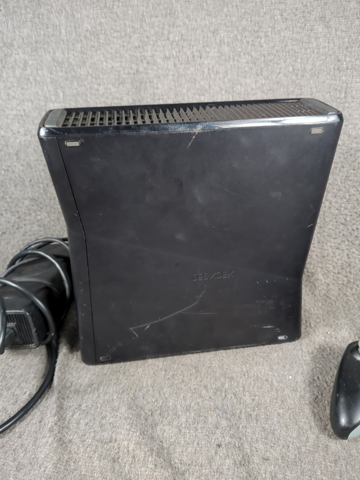 Xbox 360 S Console Model 1439 with Power Cord & Controller Tested