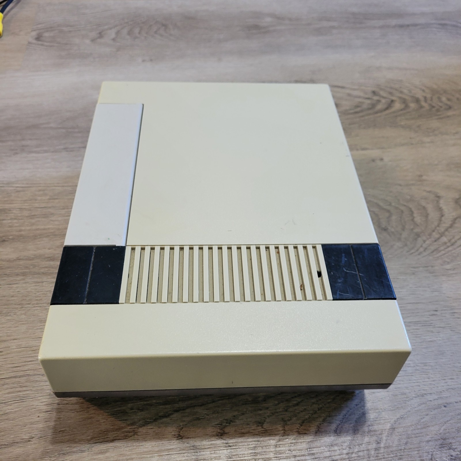1985 Nintendo NES Console Bundle Tested Working 19 Games Power Pad Zapper Lot