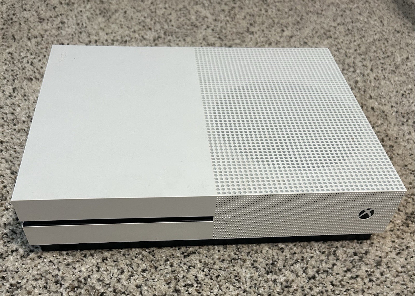 Microsoft Xbox One S Minecraft Favorites Bundle 500GB Game Console – White