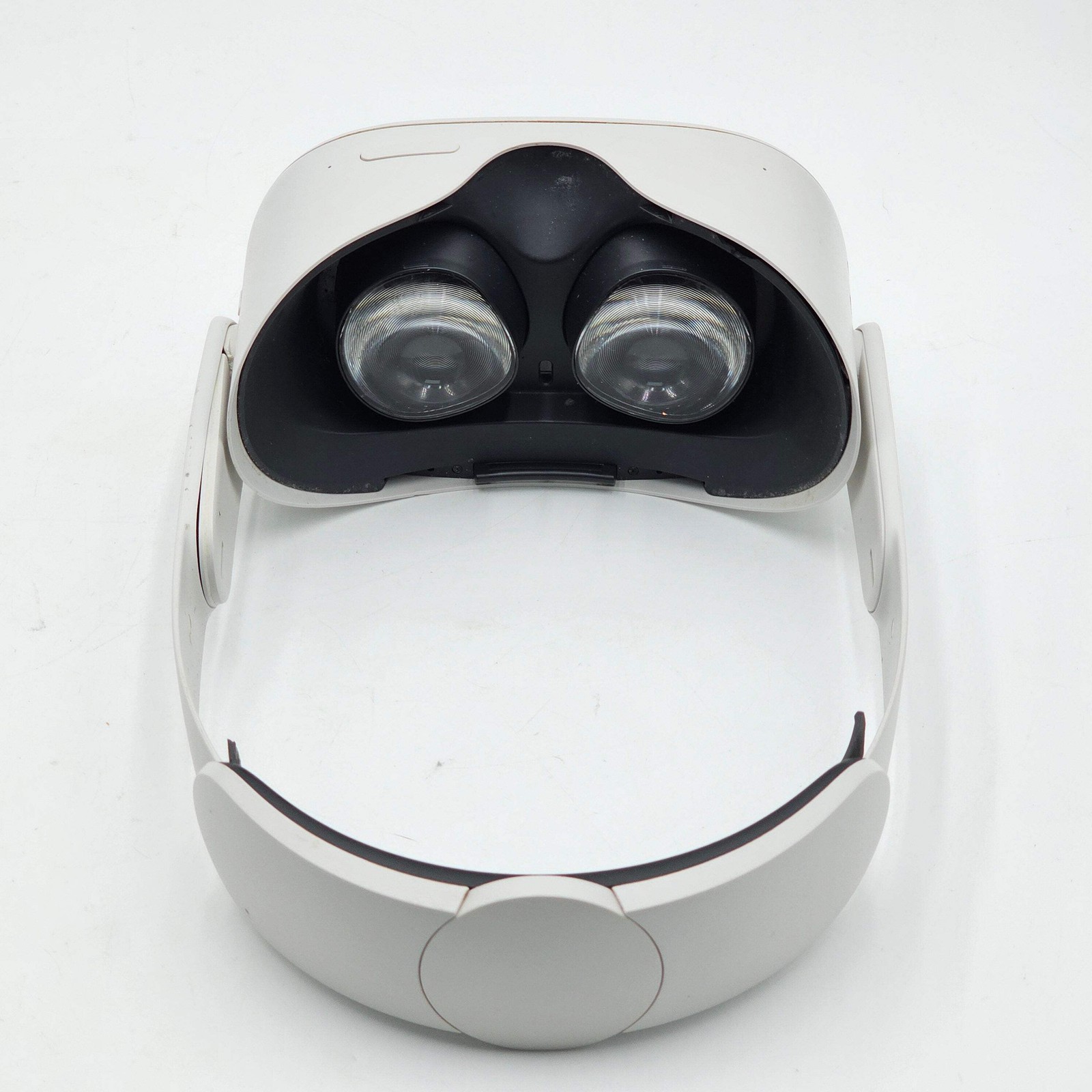 Meta Quest 2 128GB Standalone All-in-One VR Headset KW49CM