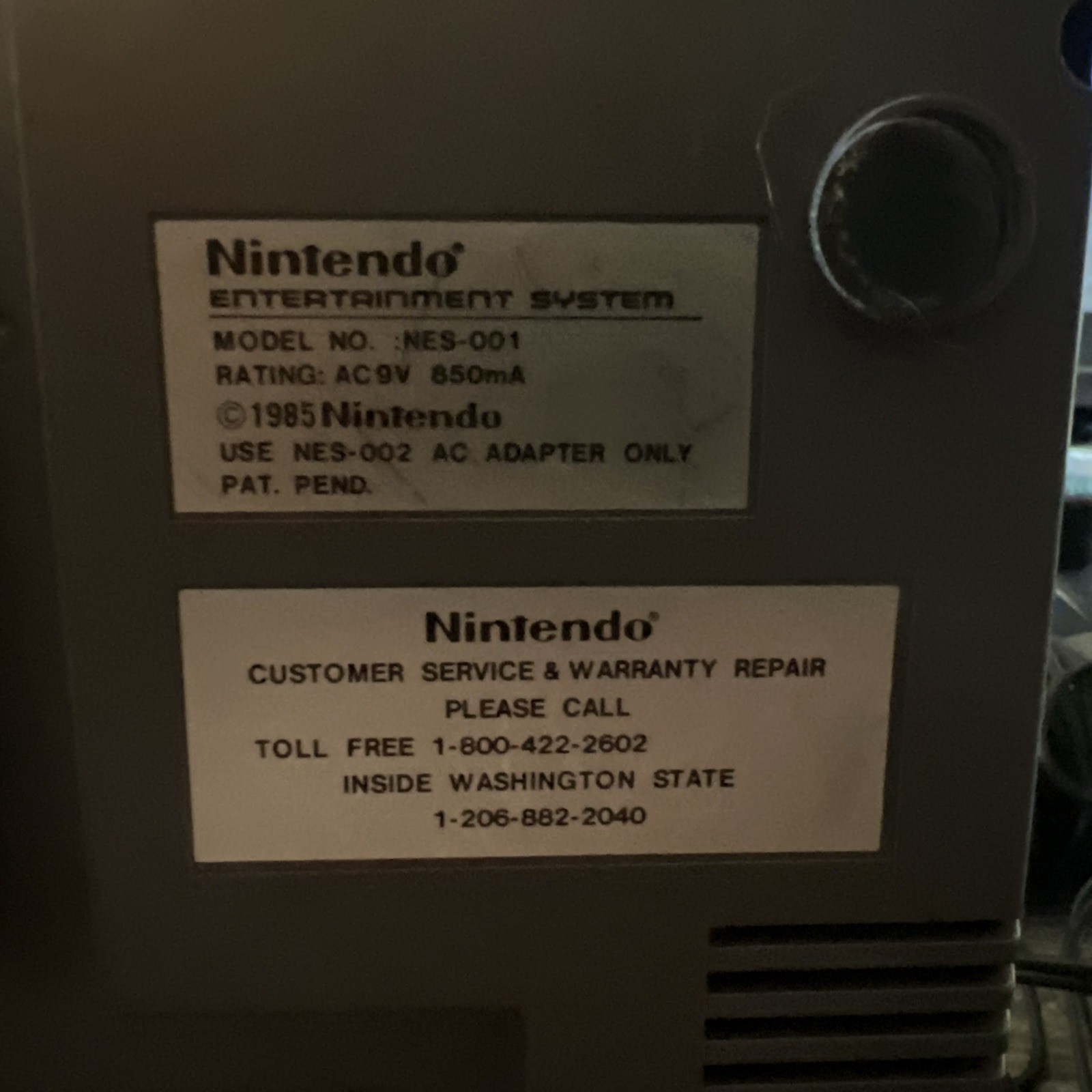 Nintendo NES Set System Console Complete. All Hook UPS And Power Wires, Zapper