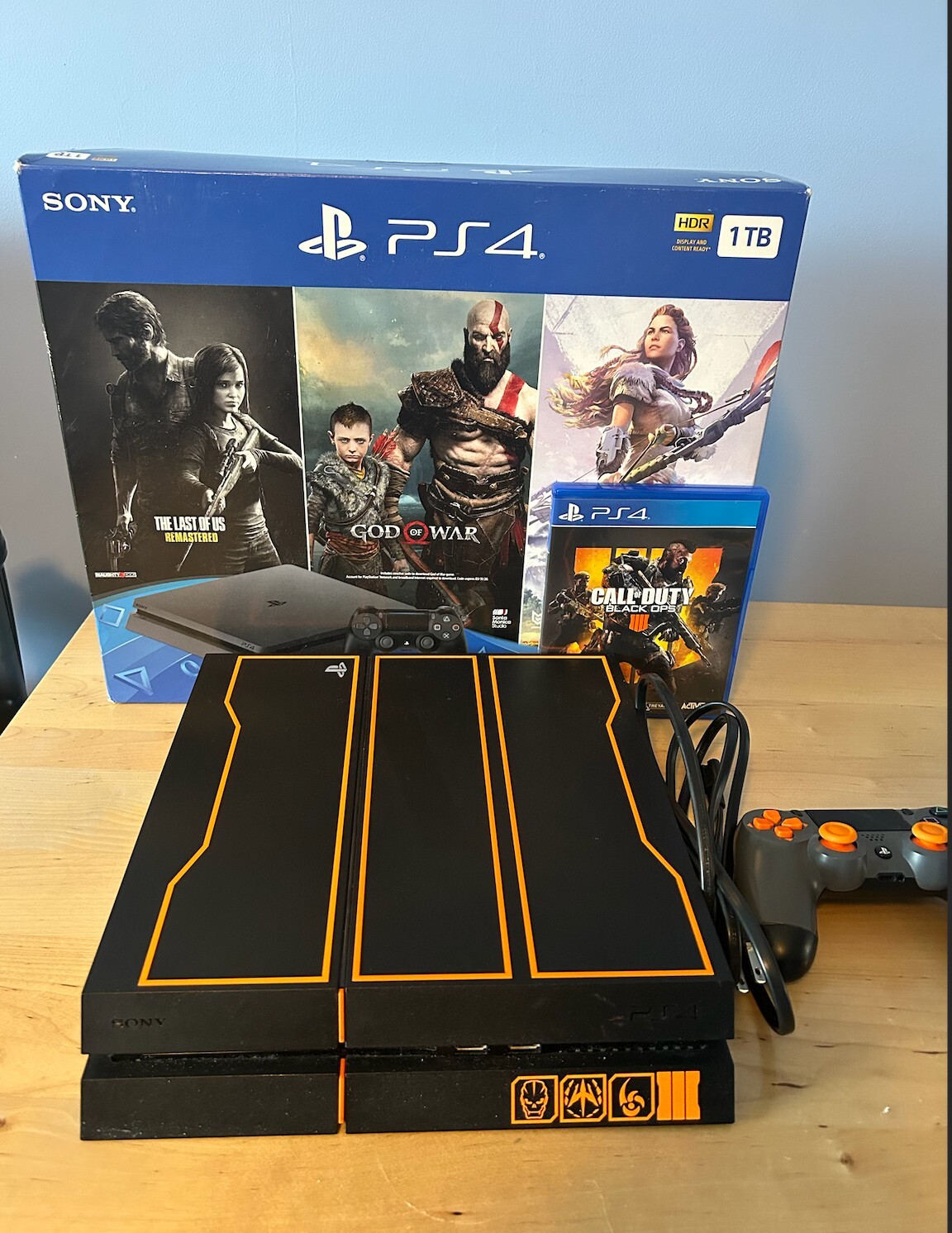 PS4 Black Ops 3 Edition Console + Controller + Power Cable