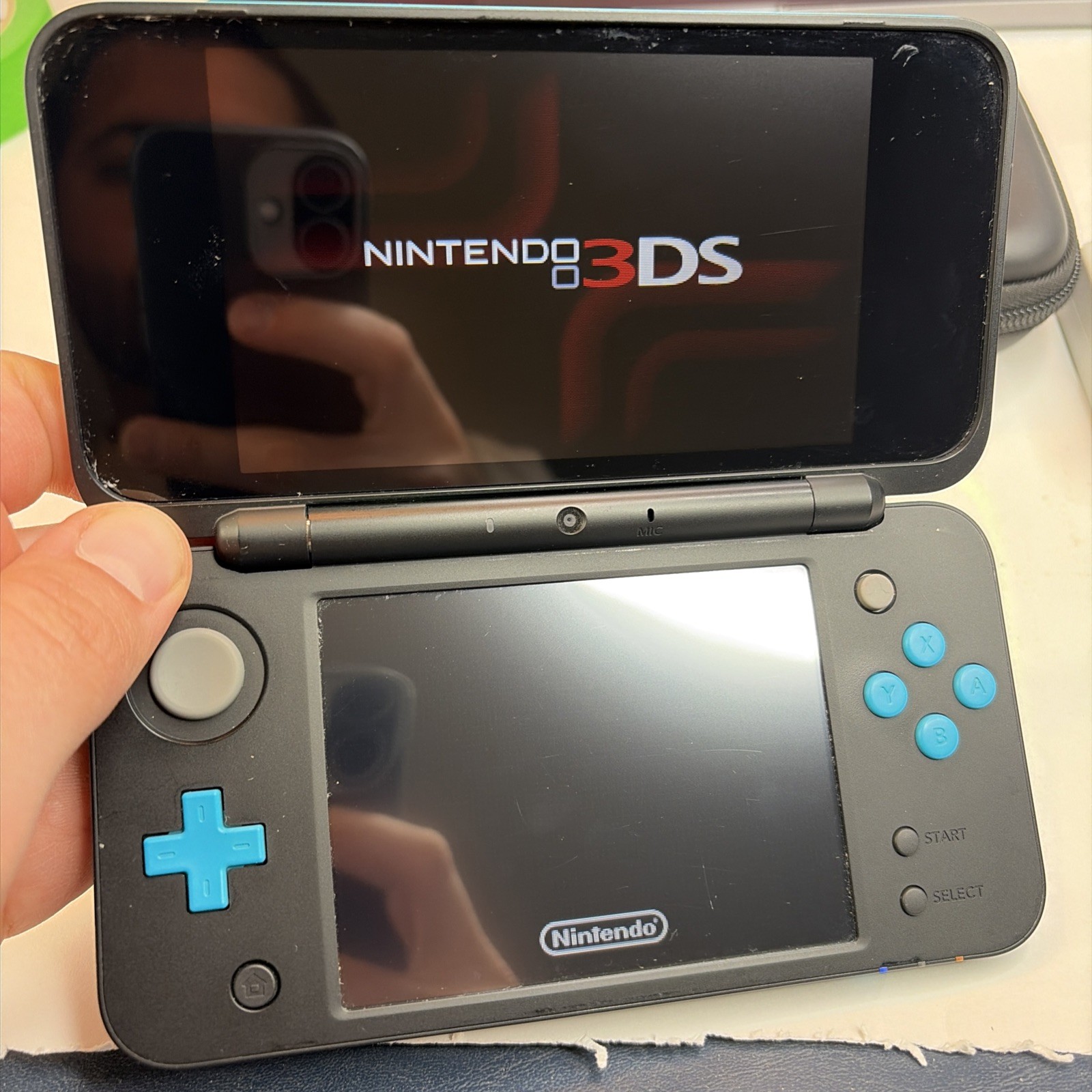Nintendo 2DS XL Console – Black/Turquoise W Charger Case Stylus US Model