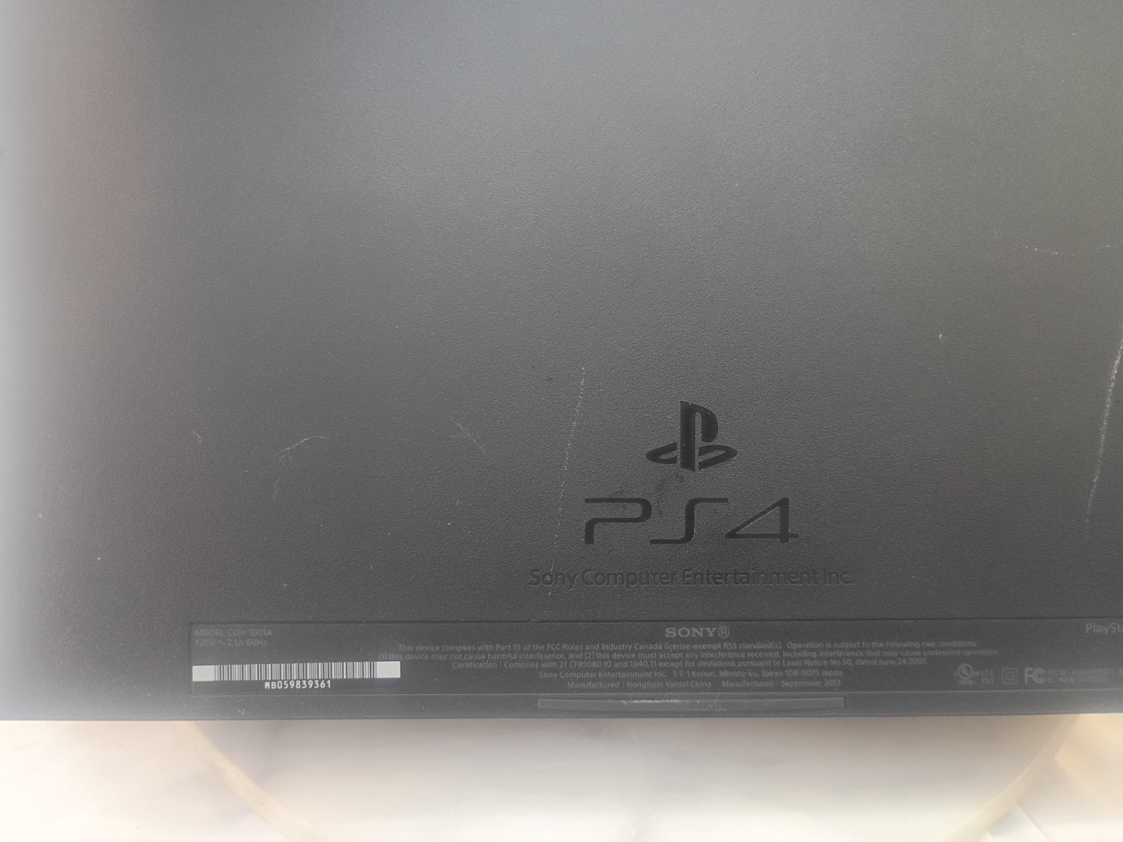 Sony Playstation 4 CUH-1001A PS4 500gb Console Only UNTESTED