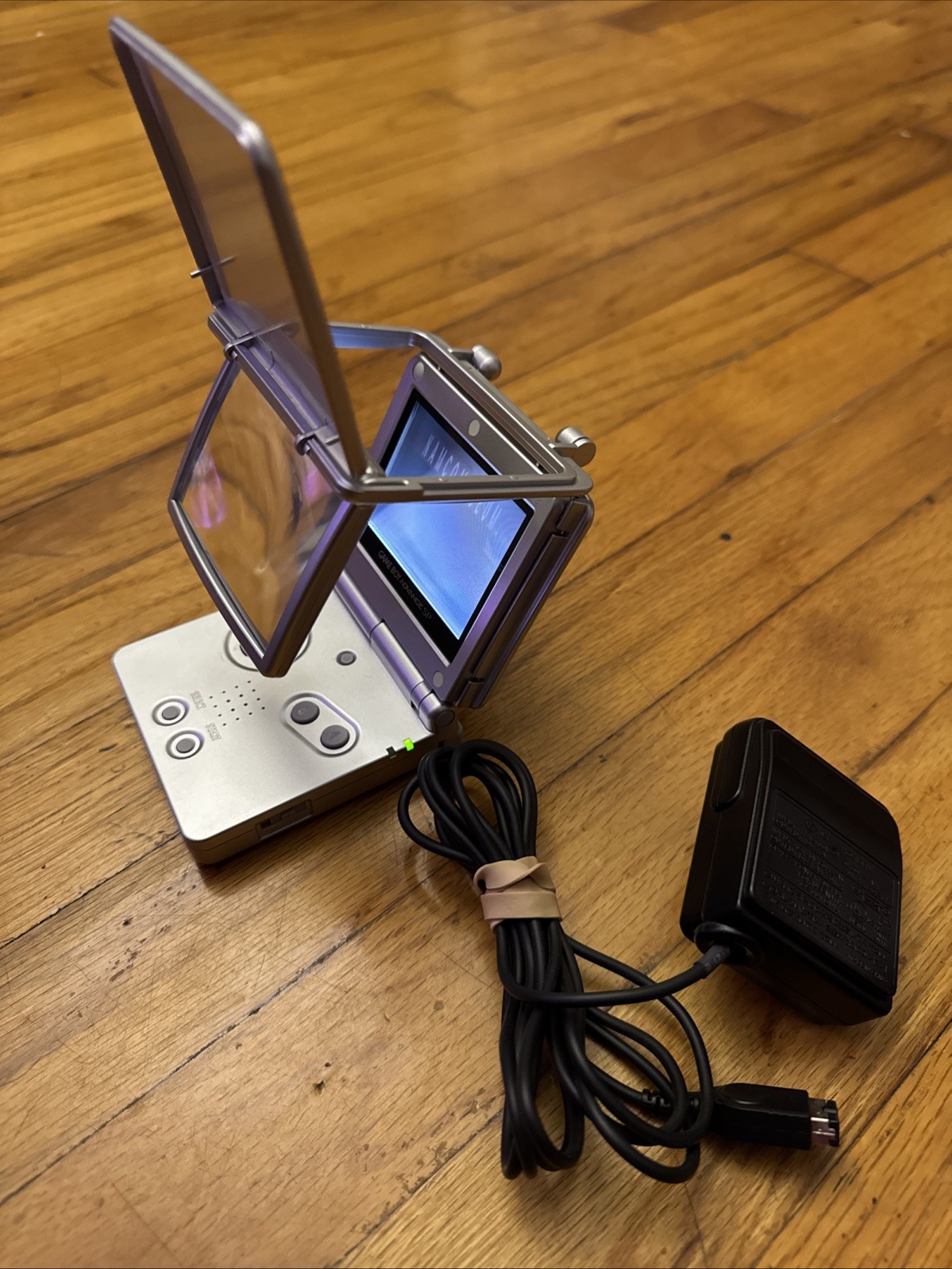 Nintendo Gameboy Advance Sp Bundle Charger Game