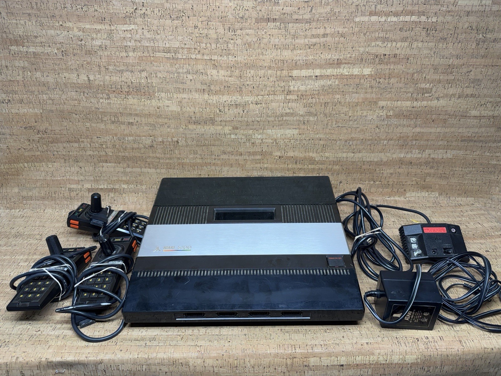 Atari 5200 4 Port Console w/Cords & 3 Controllers & Switch Box Tested