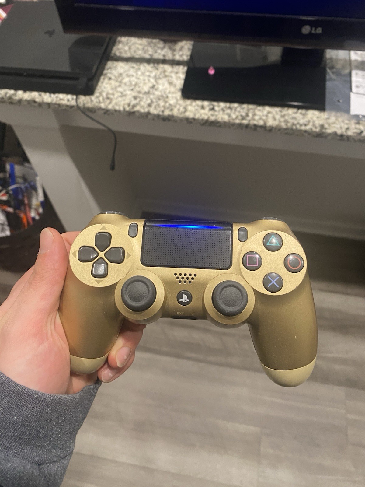 Sony PlayStation 4 Slim 500GB Console CUH-2215A Tested W/ Gold Controller/Games