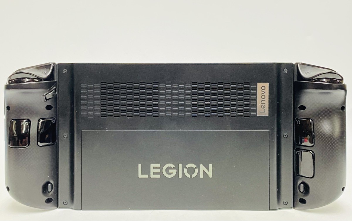 LENOVO LEGION GO 8APU1 (UD3047382)