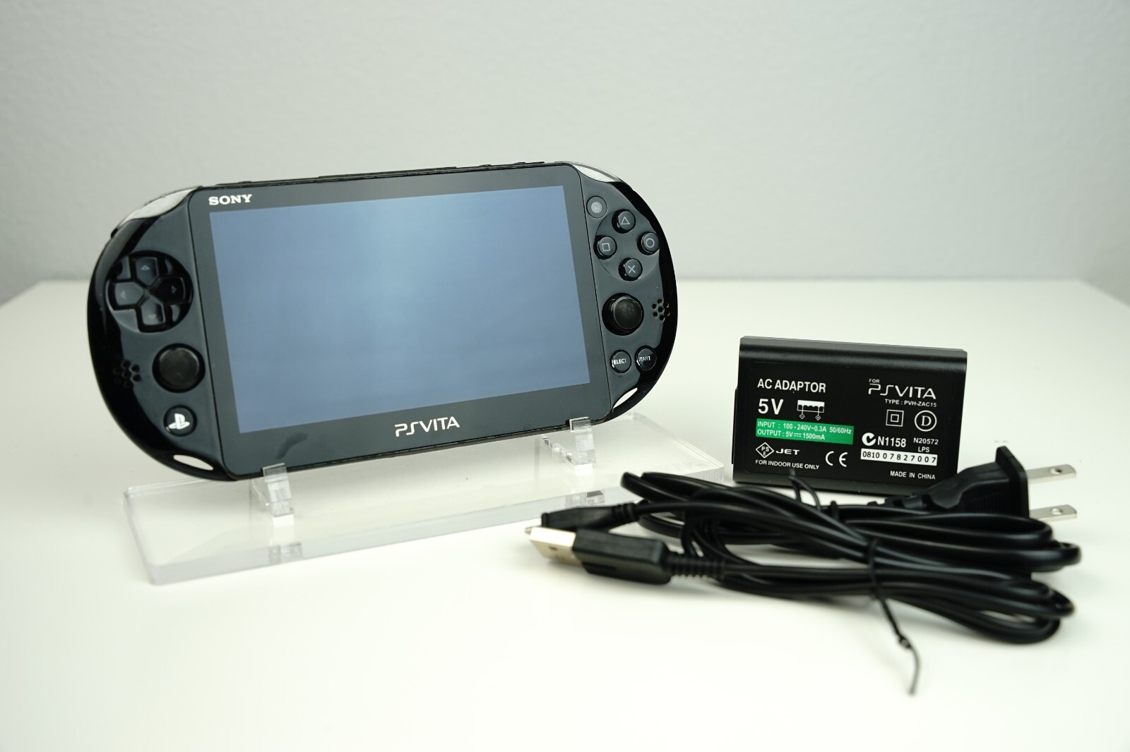 Sony PS Vita Slim PCH-2000 Playstation Console w/charger PSV Japan Used
