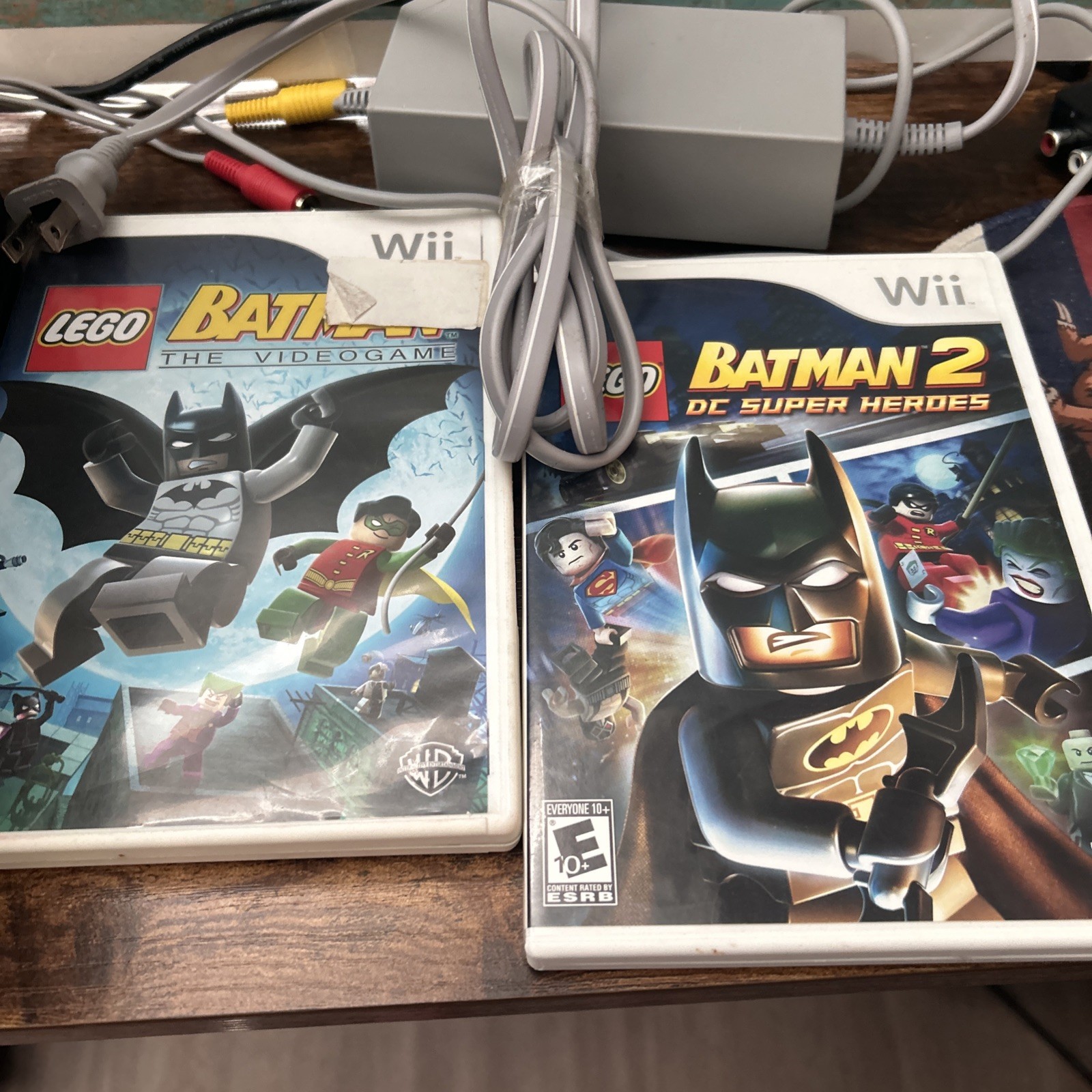 Nintendo Wii Black Bundle With Controller Nunchuck And 2 Batman Games