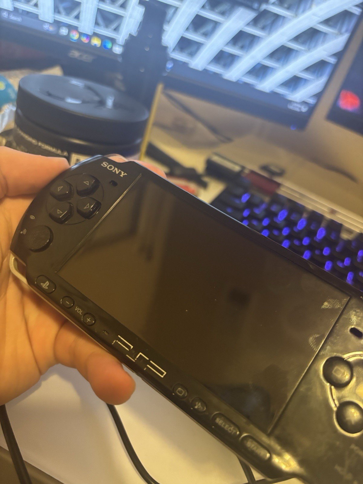 BLACK Sony PSP 3000 System W Charger & OEM Battery