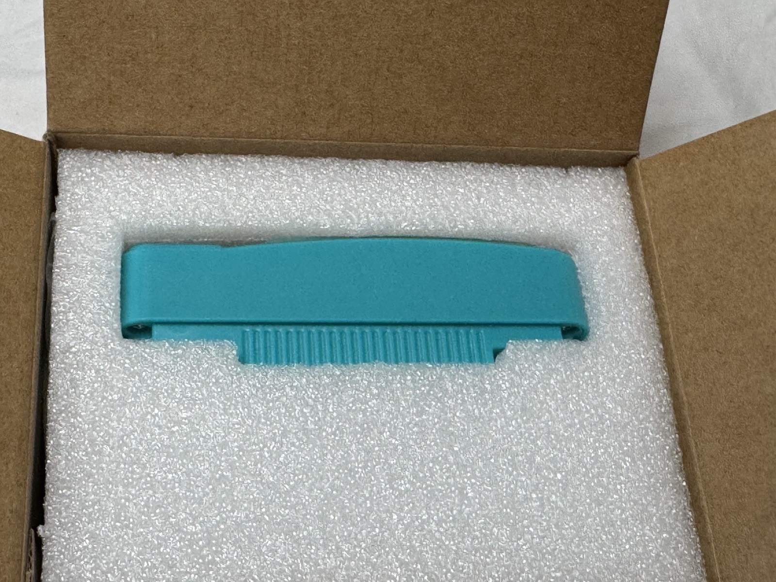 Retro Mini TV Game Console Blue Wireless Portable Rechargeable GV300S Teal NEE