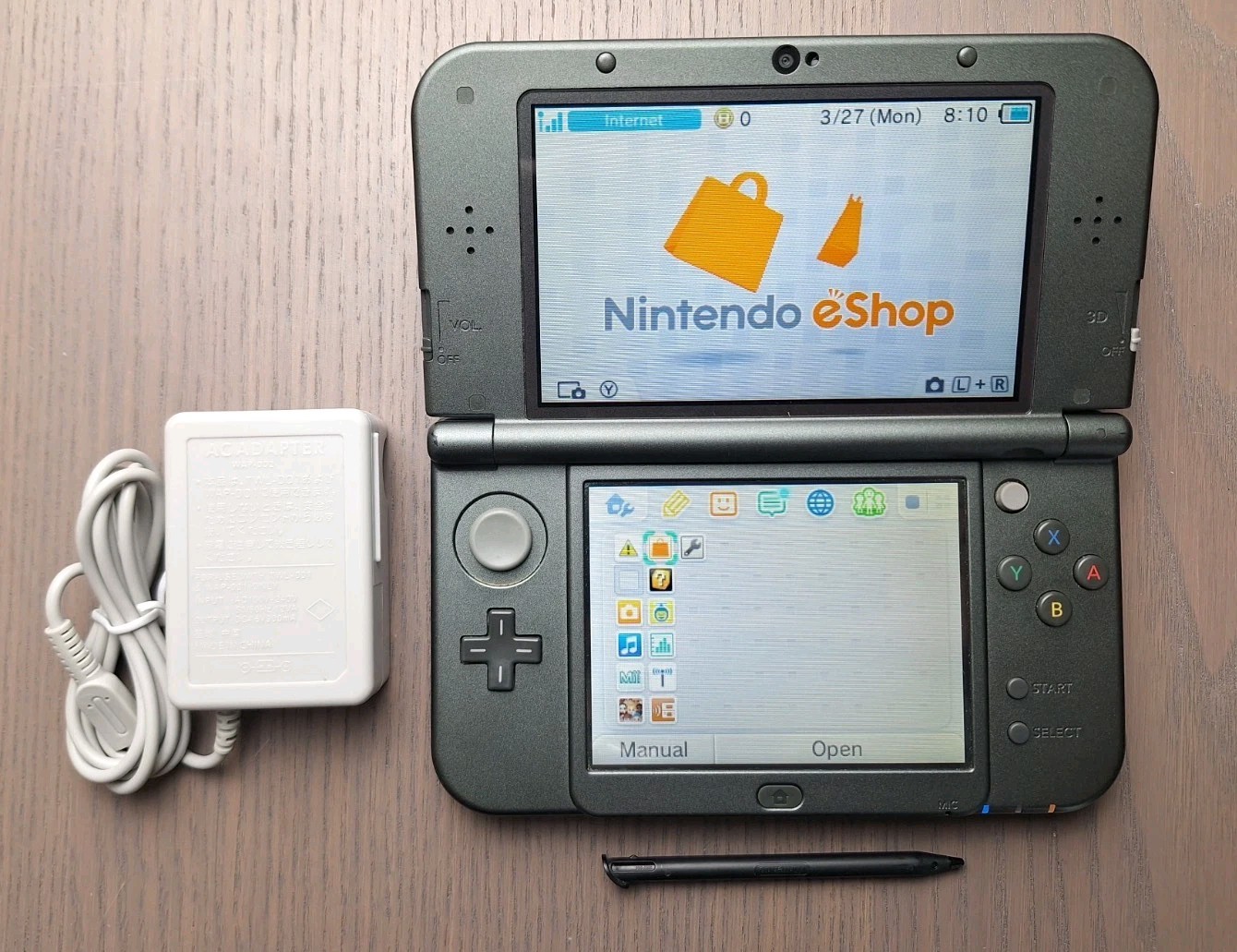 New Nintendo 3DS XL Metallic Black | Charger 32GB SD Card | REGION FREE TOP IPS