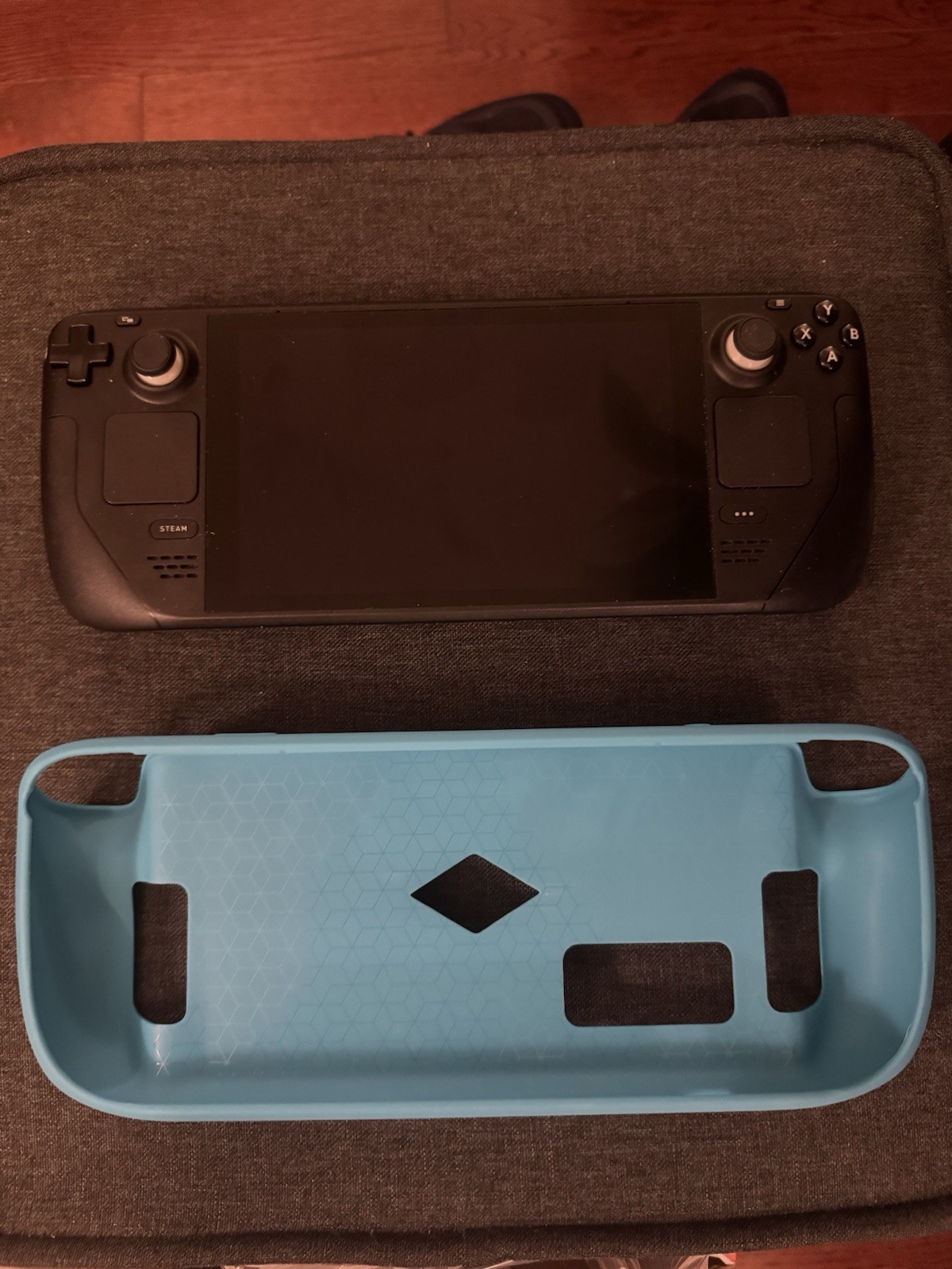 Steam Deck Lcd 512GB With Case, Gamesir Cyclone 2 Controller, And JSAUX 180 USBC