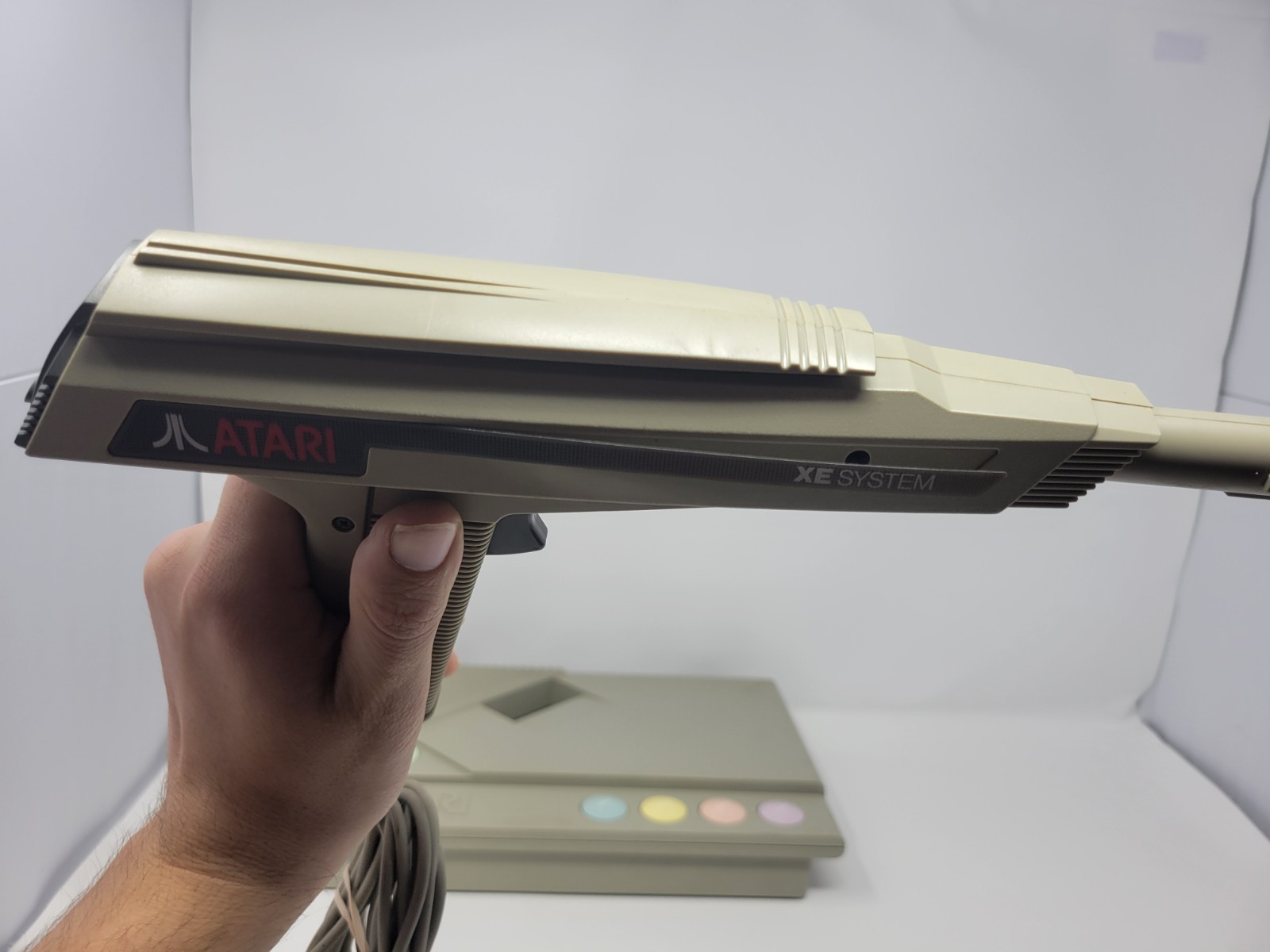Atari XE System Console + Light Phaser + 2 Games + Manuals Untested Free US Ship