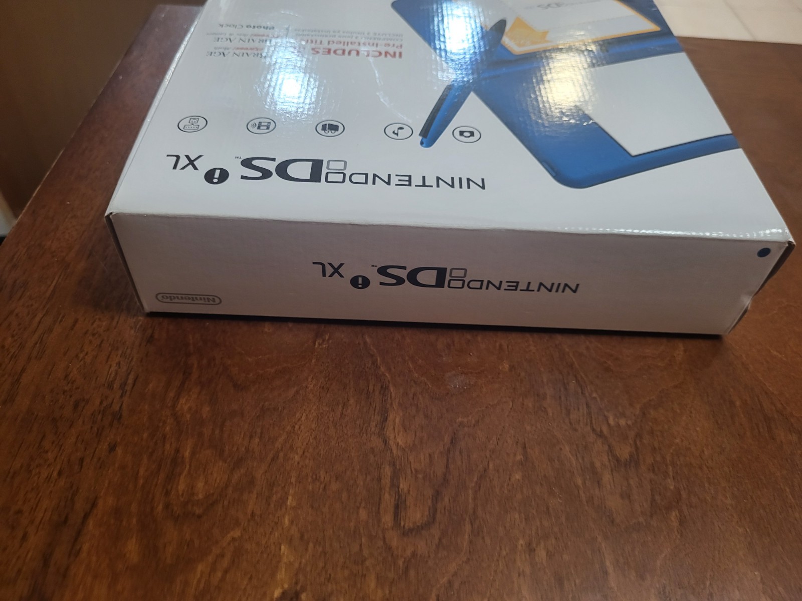 Nintendo DSi XL original box, NO CONSOLE JUST BOX, with inserts NEW