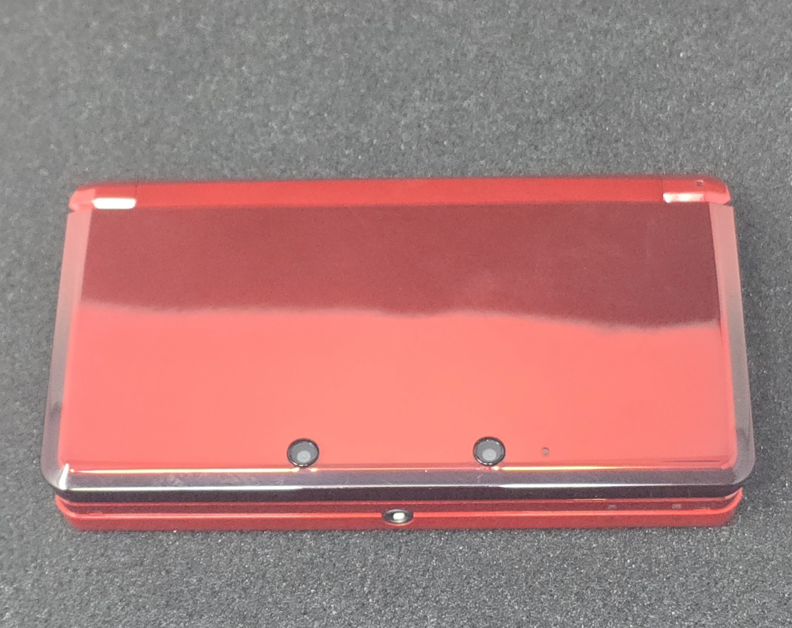 Nintendo 3DS Handheld System Flame Red CTR-001 w/ Charger TESTED