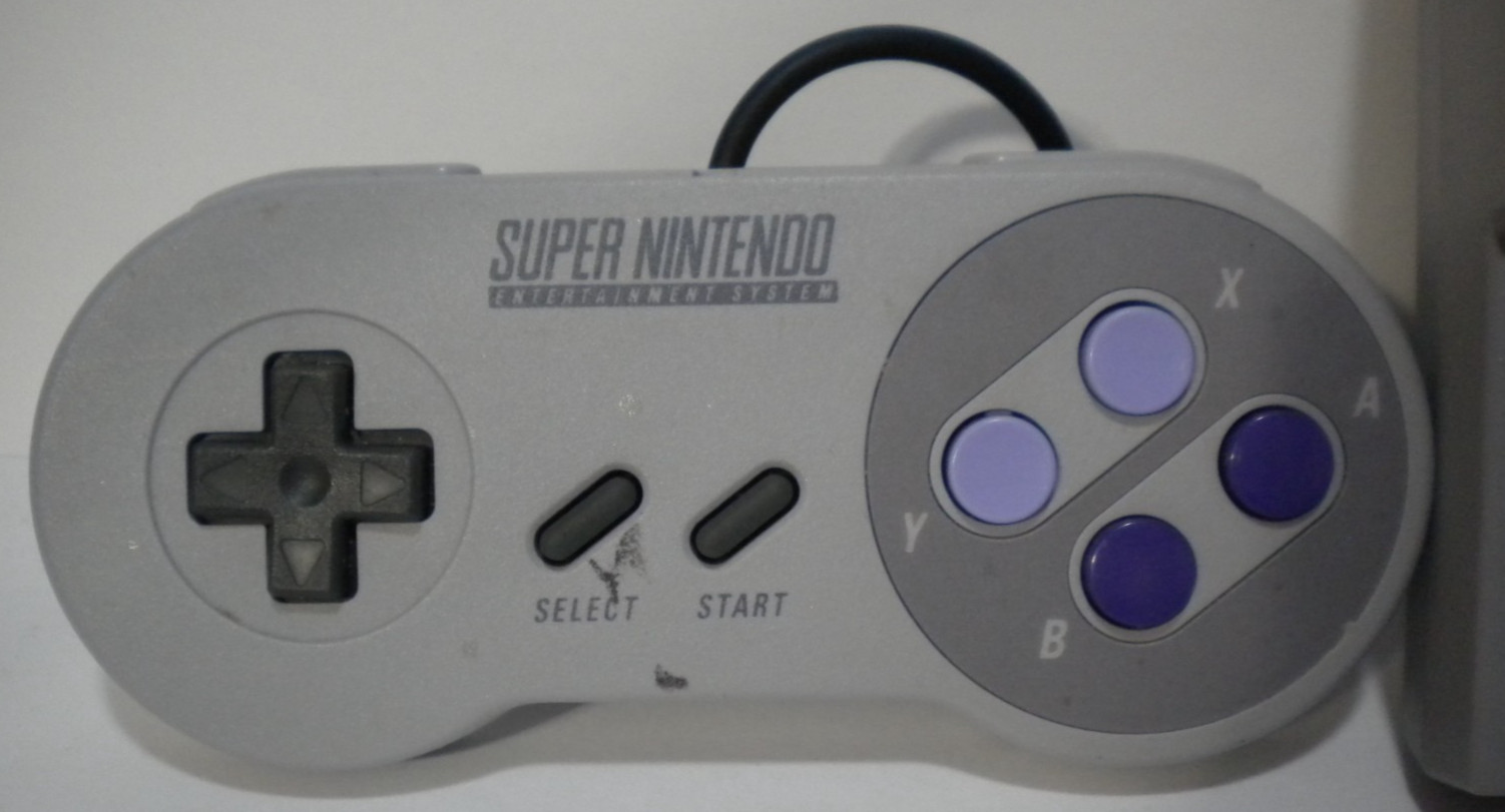 Super Nintendo Classic Edition Console & 2 Controllers Authentic SNES Mini WORKS