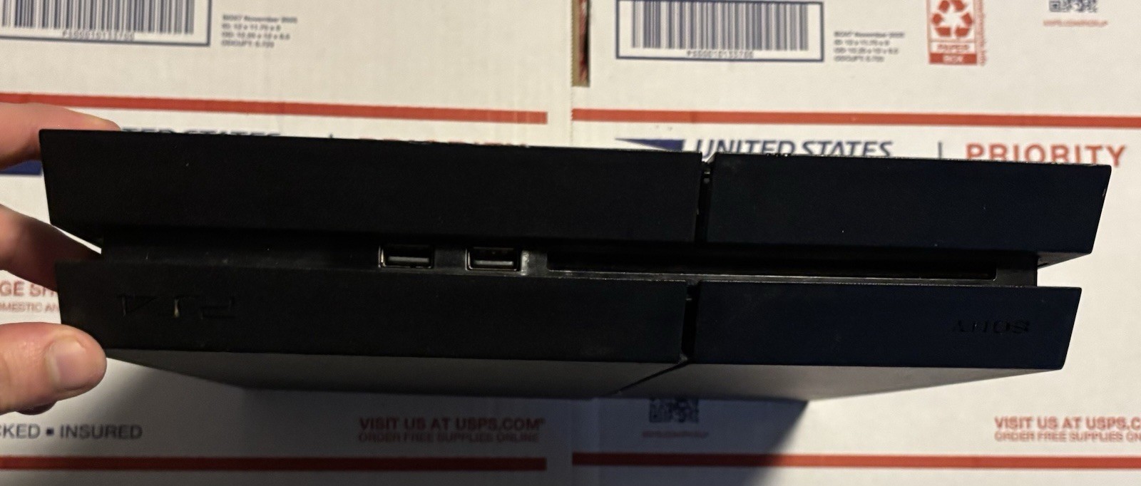 (Broken) Sony PlayStation 4 Home Console – Black (Pls Read Description)