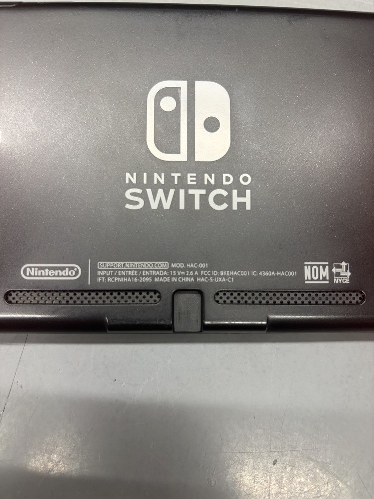 Nintendo Switch 32GB – Neon Red/Neon Red – HAC-001 w/512GB MICRO SD