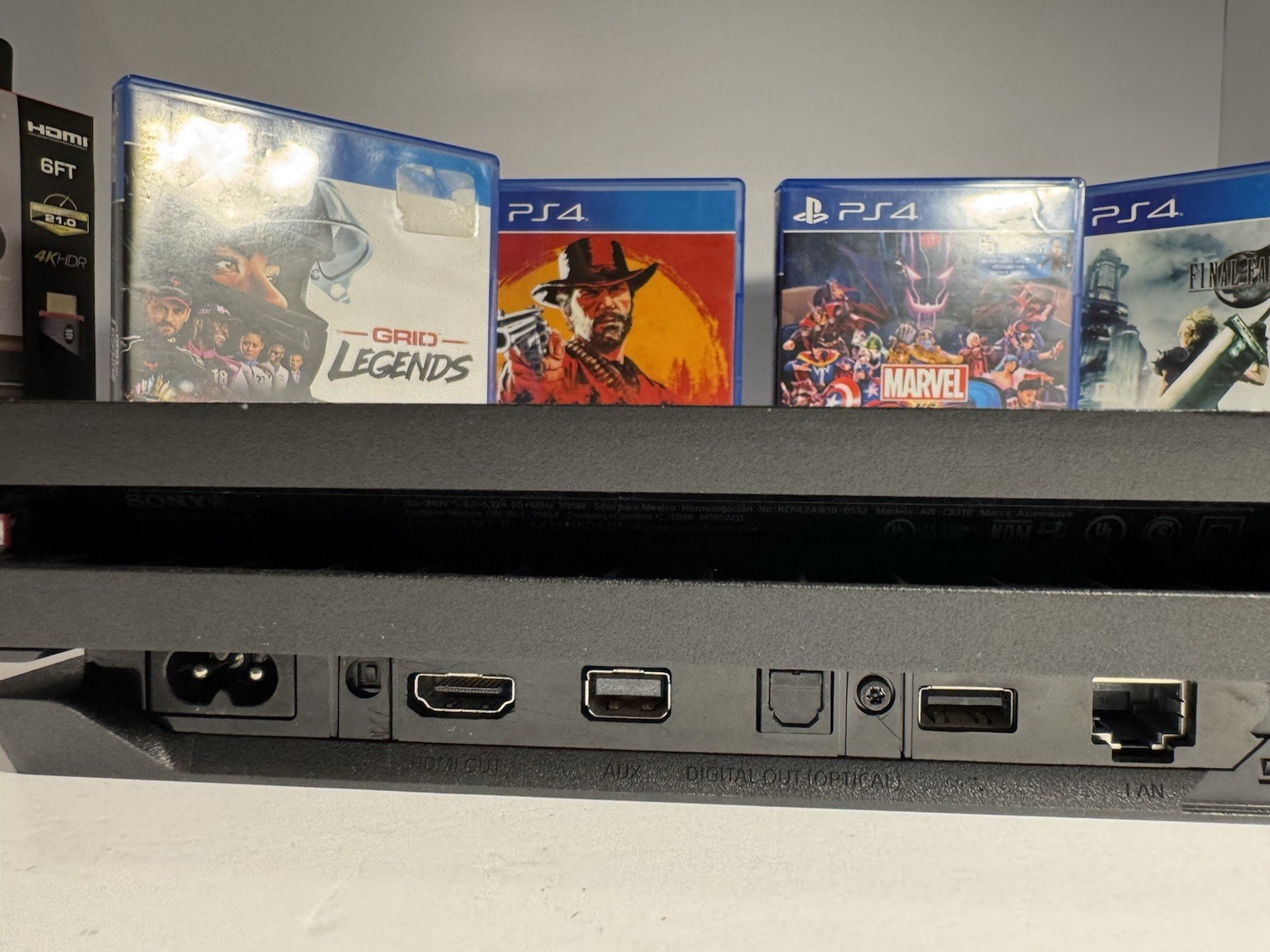 Sony PlayStation 4 Pro 1TB Console – BUNDLE PS4 PRO + FRESH THERMAL PASTE