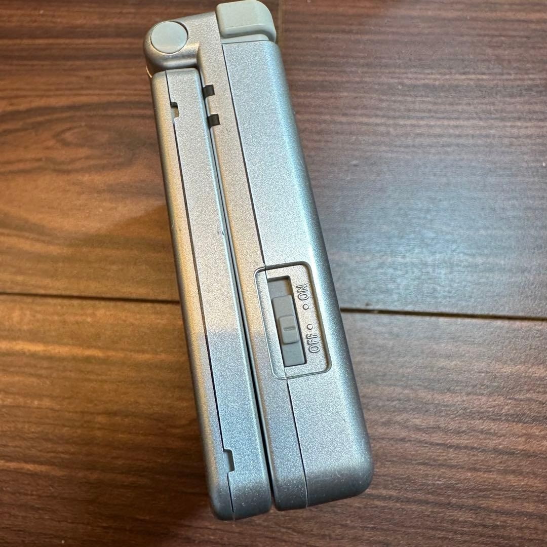 Game Boy Advance SP Platinum Silver 5582 From Japan