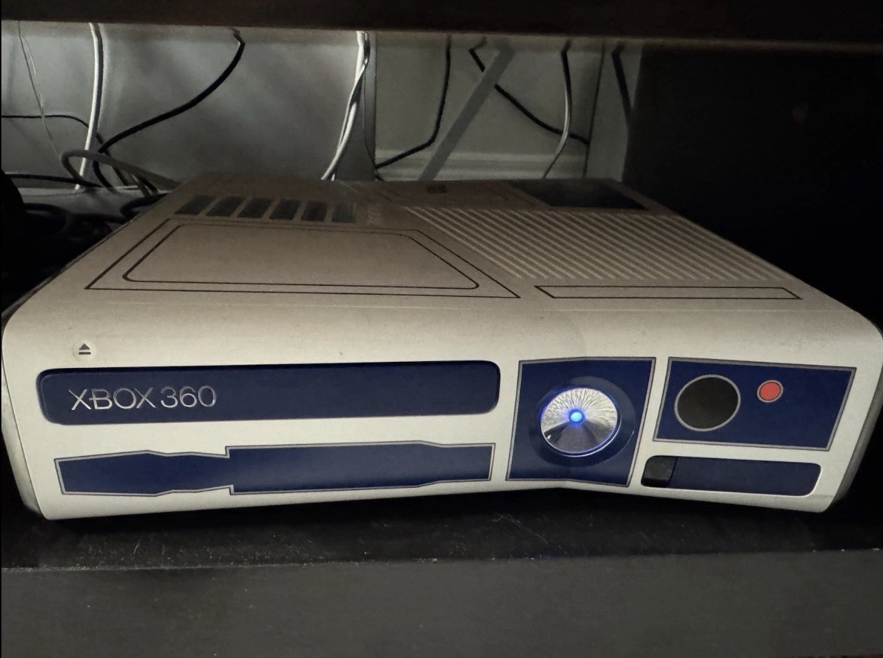 Microsoft Xbox 360 320GB Kinect Star Wars Limited Edition Console