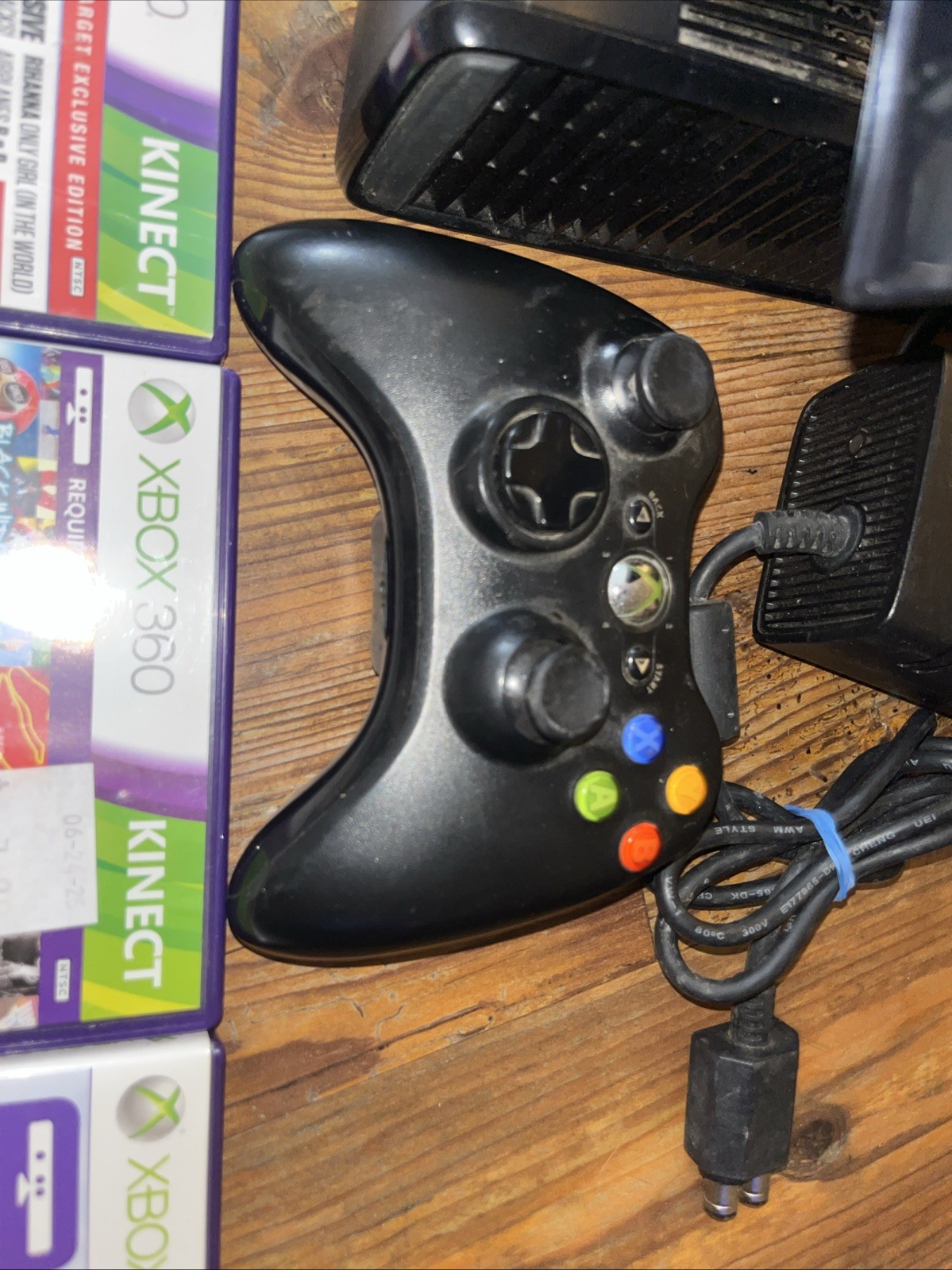 Microsoft Xbox 360 S Slim Kinect Bundle Controller Cords Kinect Games Lot