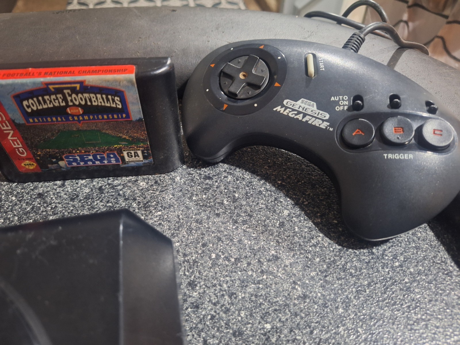 Sega Genesis Model 1 Console Bundle With Good Games! TESTED WORKING