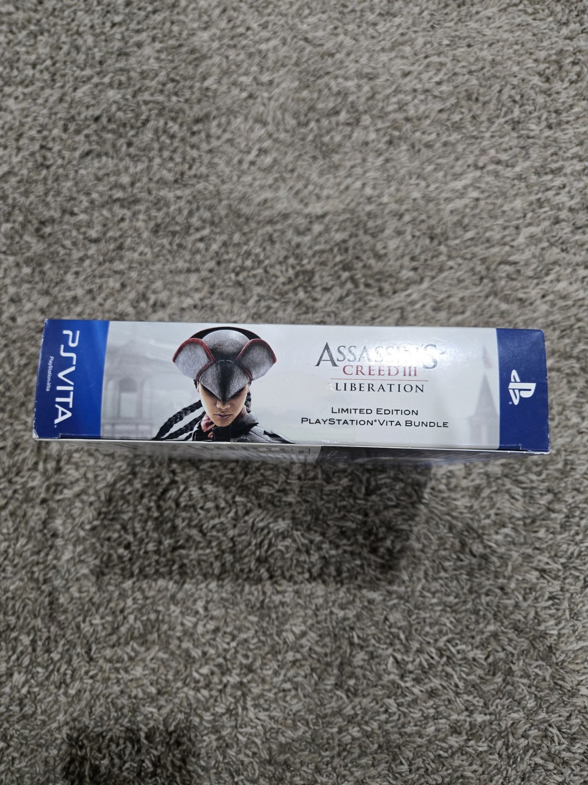 PS Vita Game Bundle Assassin’s Creed III Liberation Console PCH-1001, 12 Games