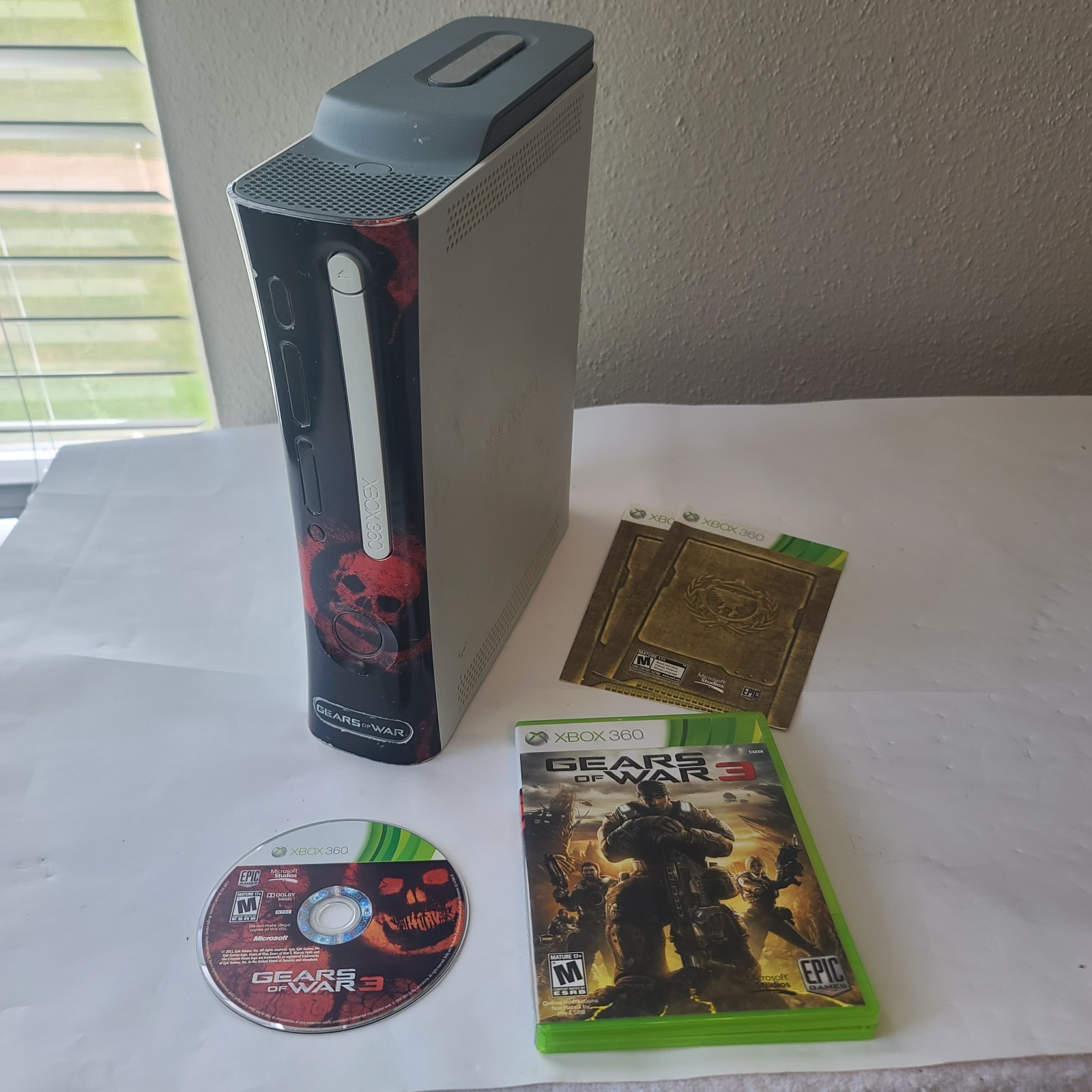 Xbox 360 Fat Console – Gears Of War Cleaned & New Drive Belt Microsoft 60 GB HDD