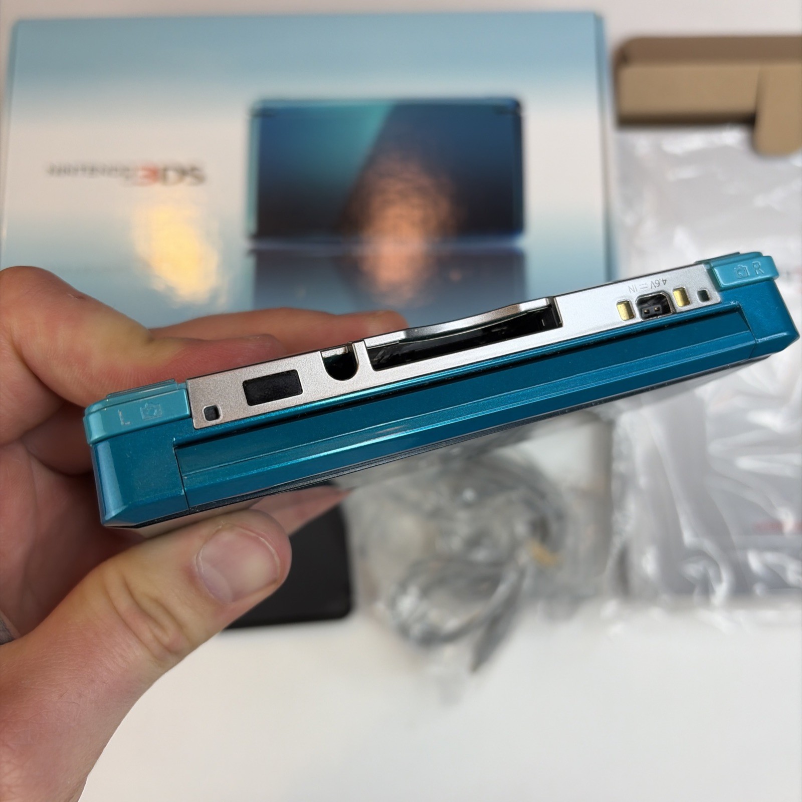 Nintendo 3DS Handheld System (CIB) – Aqua Blue US Model Complete In Box CIB