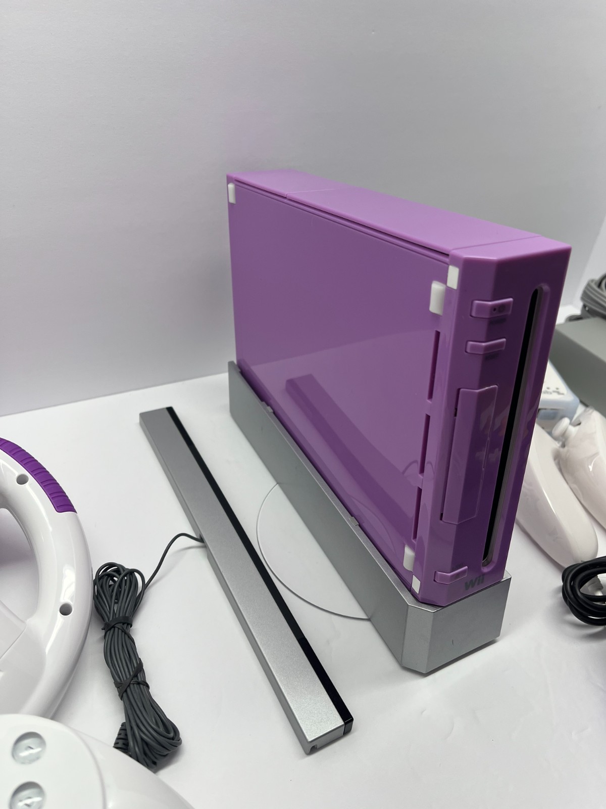 Nintendo Wii Purple Console Bundle + Wii Remotes + GC Controllers + Cables