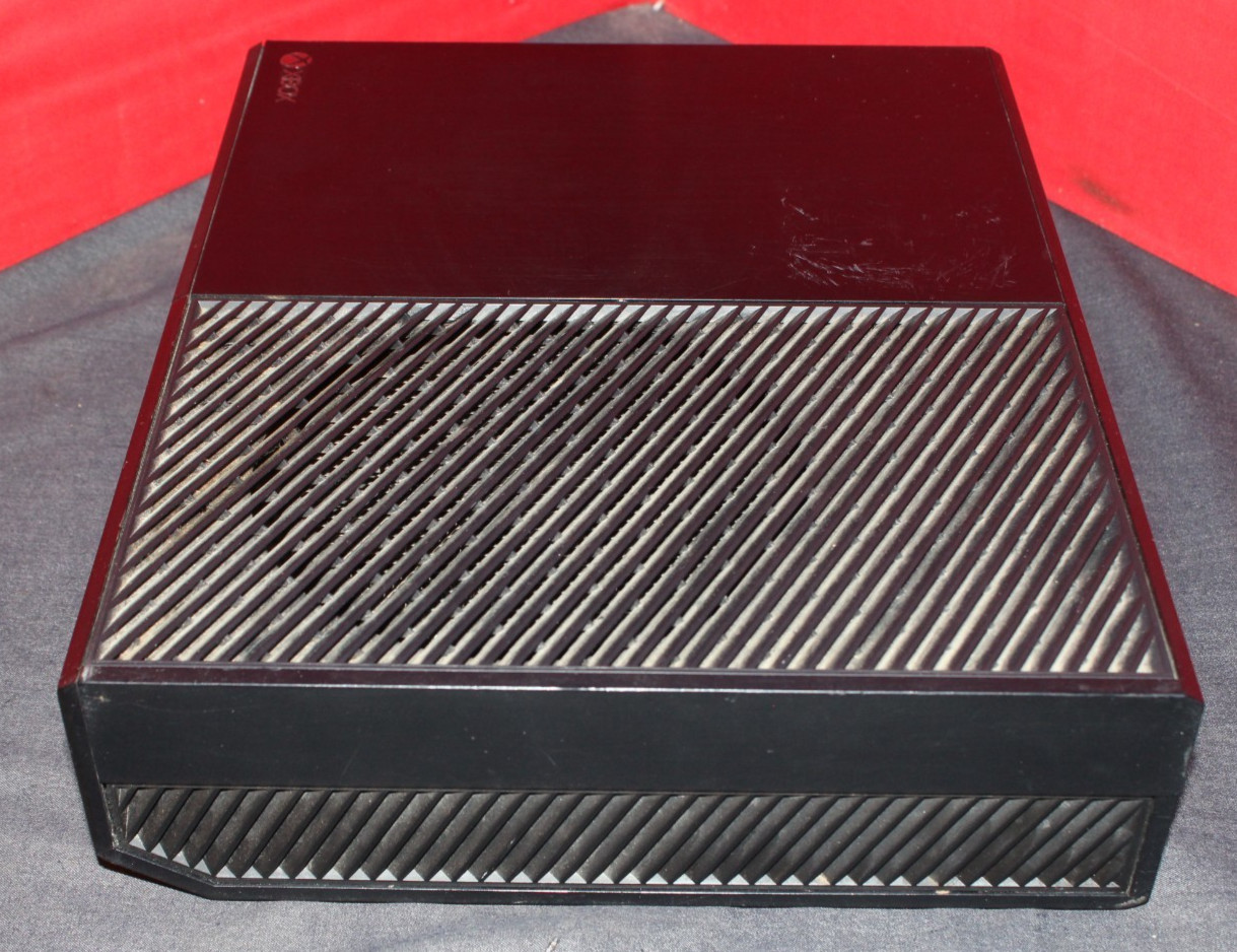Microsoft Xbox One 500GB 1540 Black Console Only AO4075678