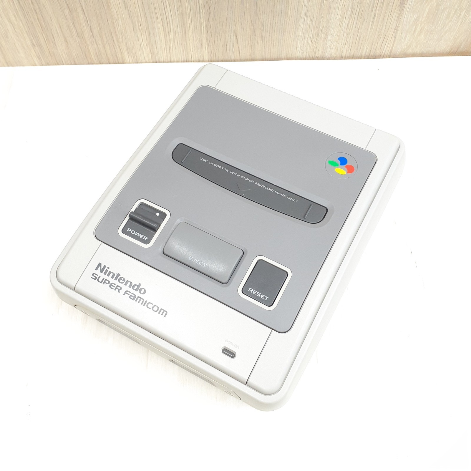 Nintendo Japanese Super Famicom Console with box 6 games CIB SNES SHVC-001