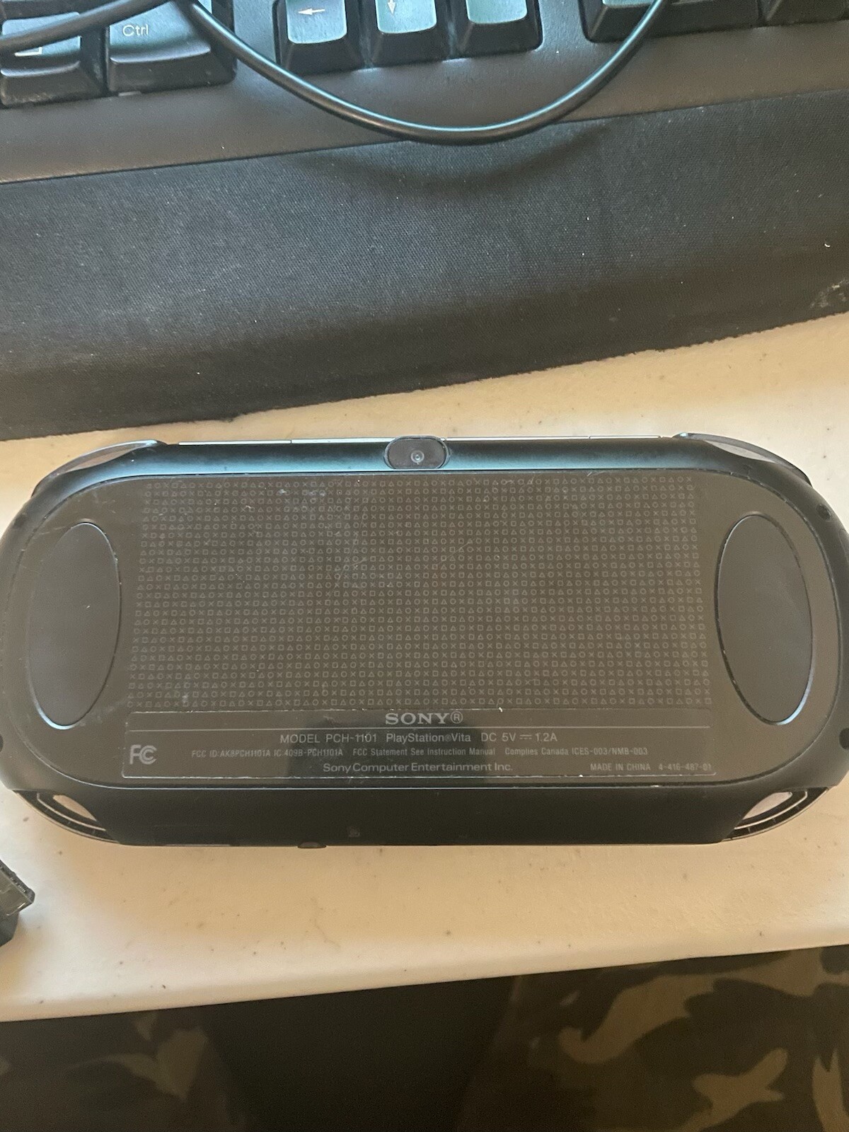 Sony PlayStation Vita Handheld System – Black (22031)