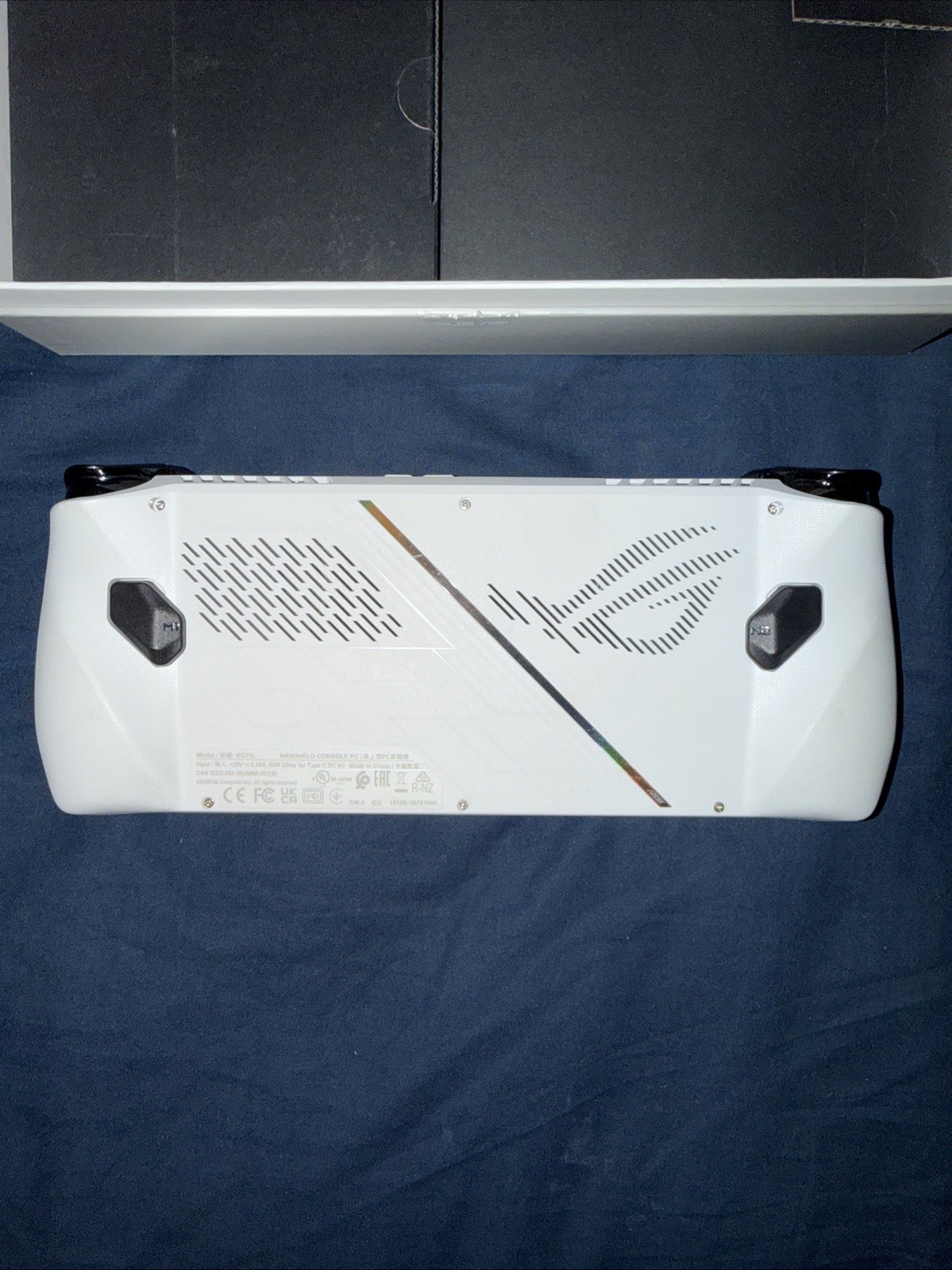 ROG Ally 7in 512GB White Gaming Handheld Console Tested!
