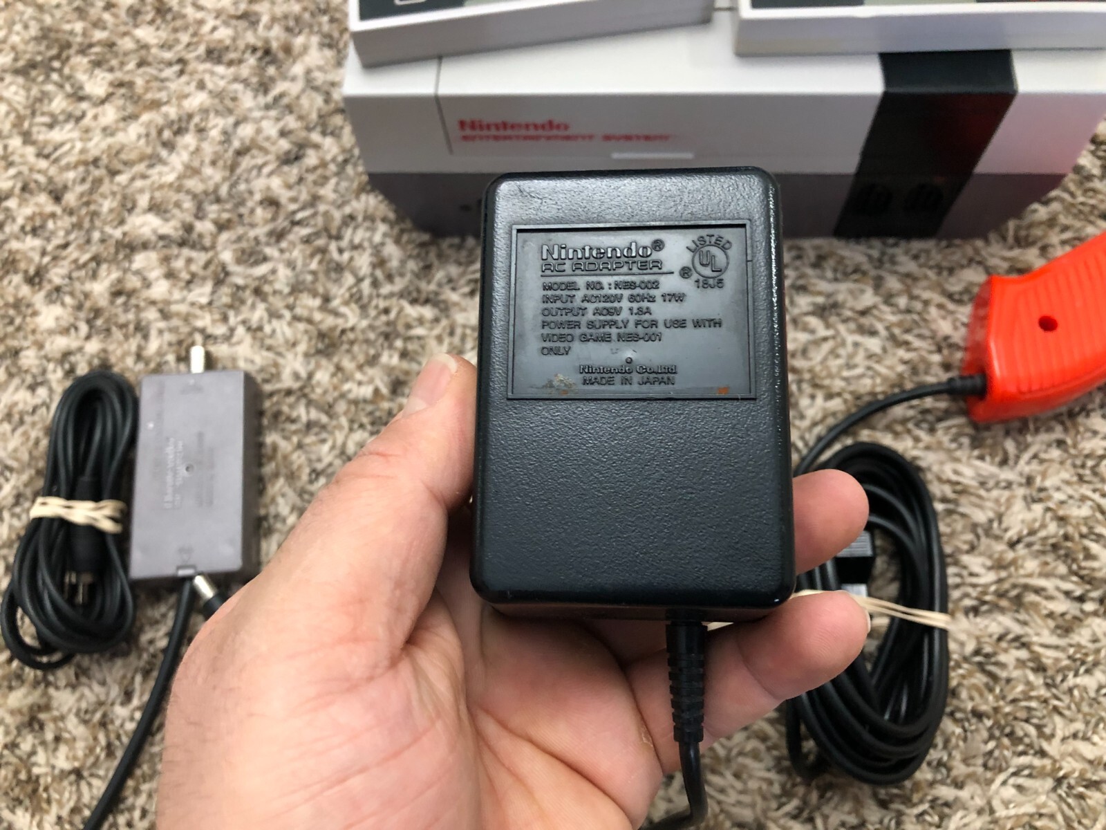 Nintendo NES Console Complete W/ 2 OEM Controllers +Zap Gun Thoroughly Cleaned