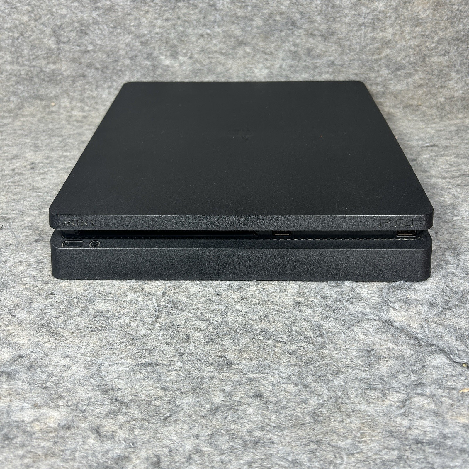 Sony PlayStation 4 Slim 500GB Console CUH-2215A W/ Controller Tested