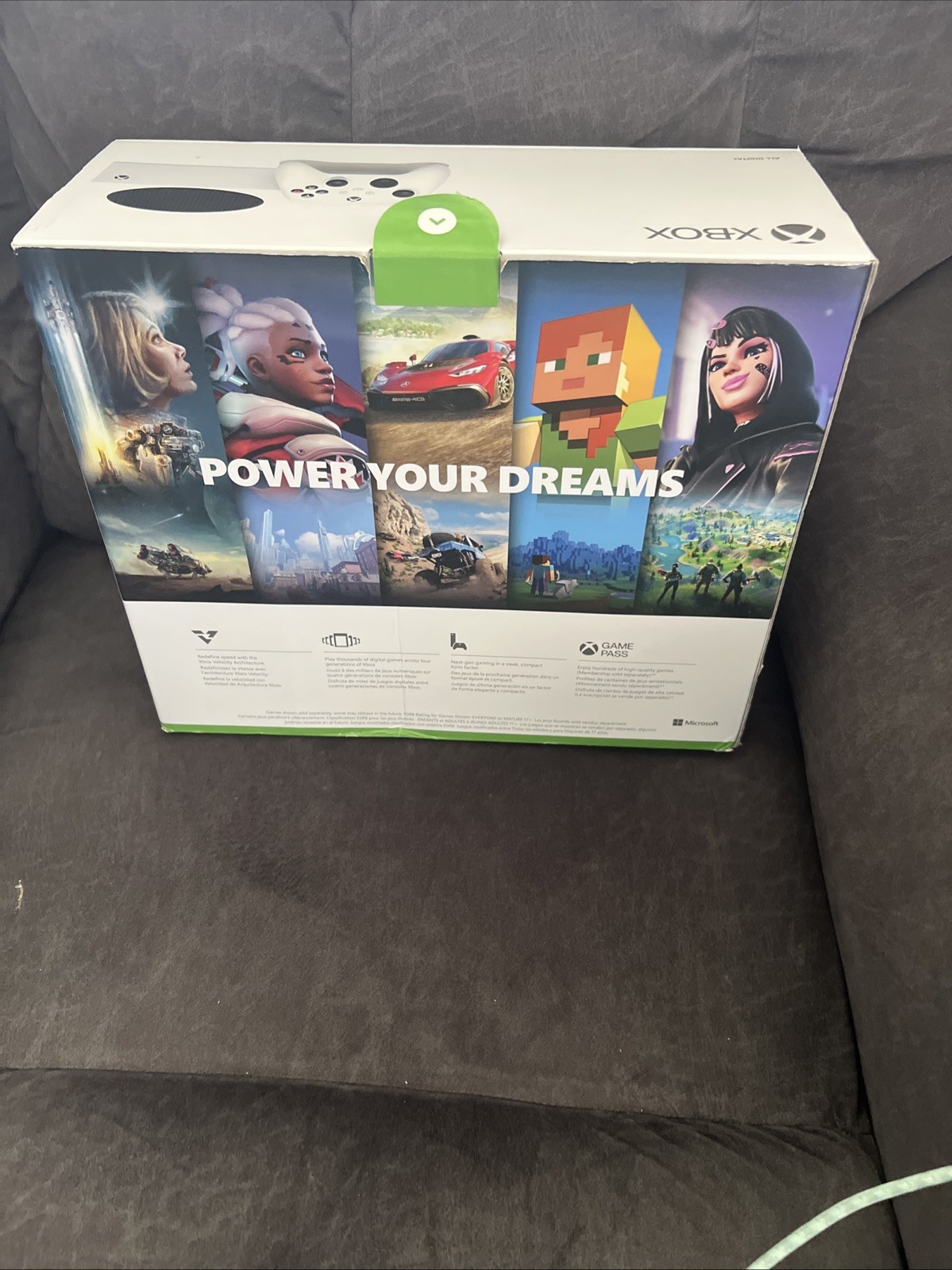 Xbox Series S, 512GB SSD, All Digital Gaming Console, Robot White