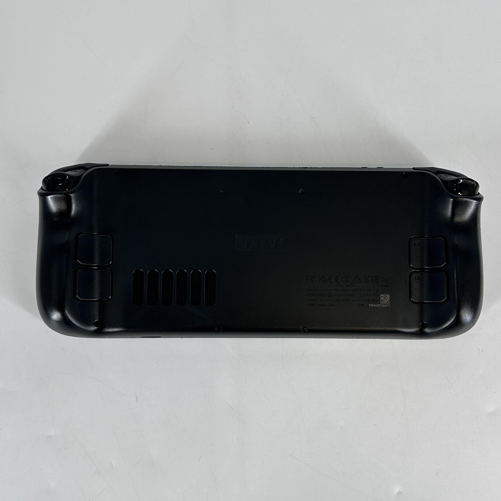 Valve Steam Deck Handheld Console Black 256GB w/ Case/Charger – Good Condition