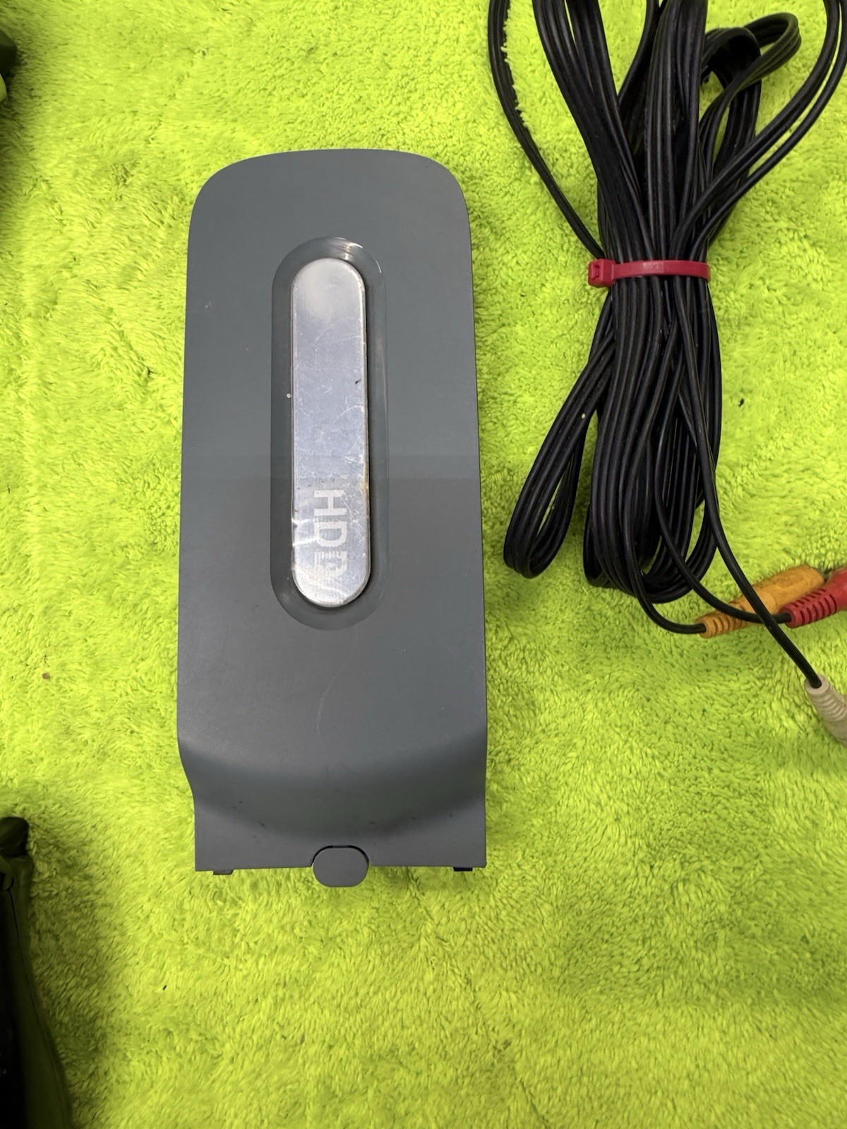 Xbox 360 Console Hard drive White Unknown if still works See DESCRIPTION! Pics🔥